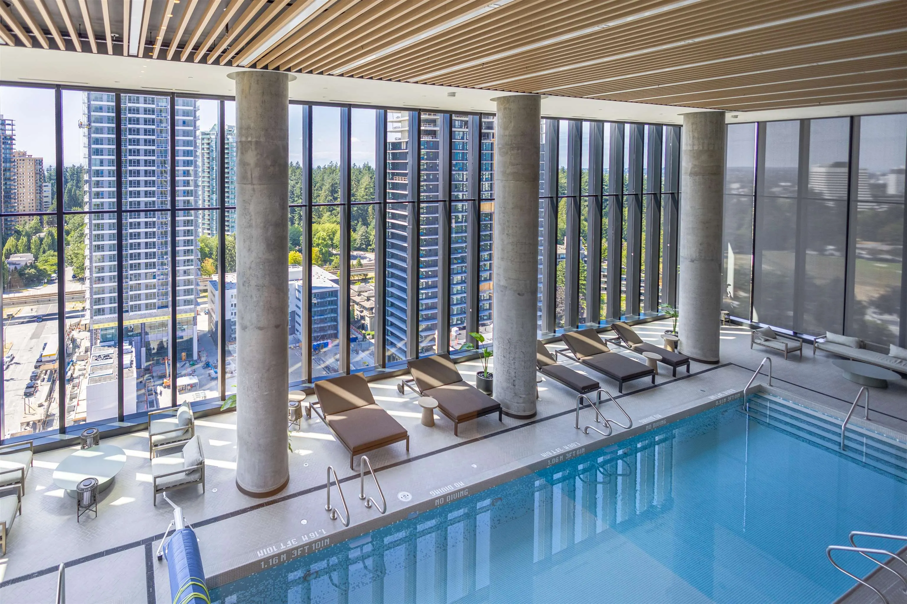 2505 5987 Wilson Avenue