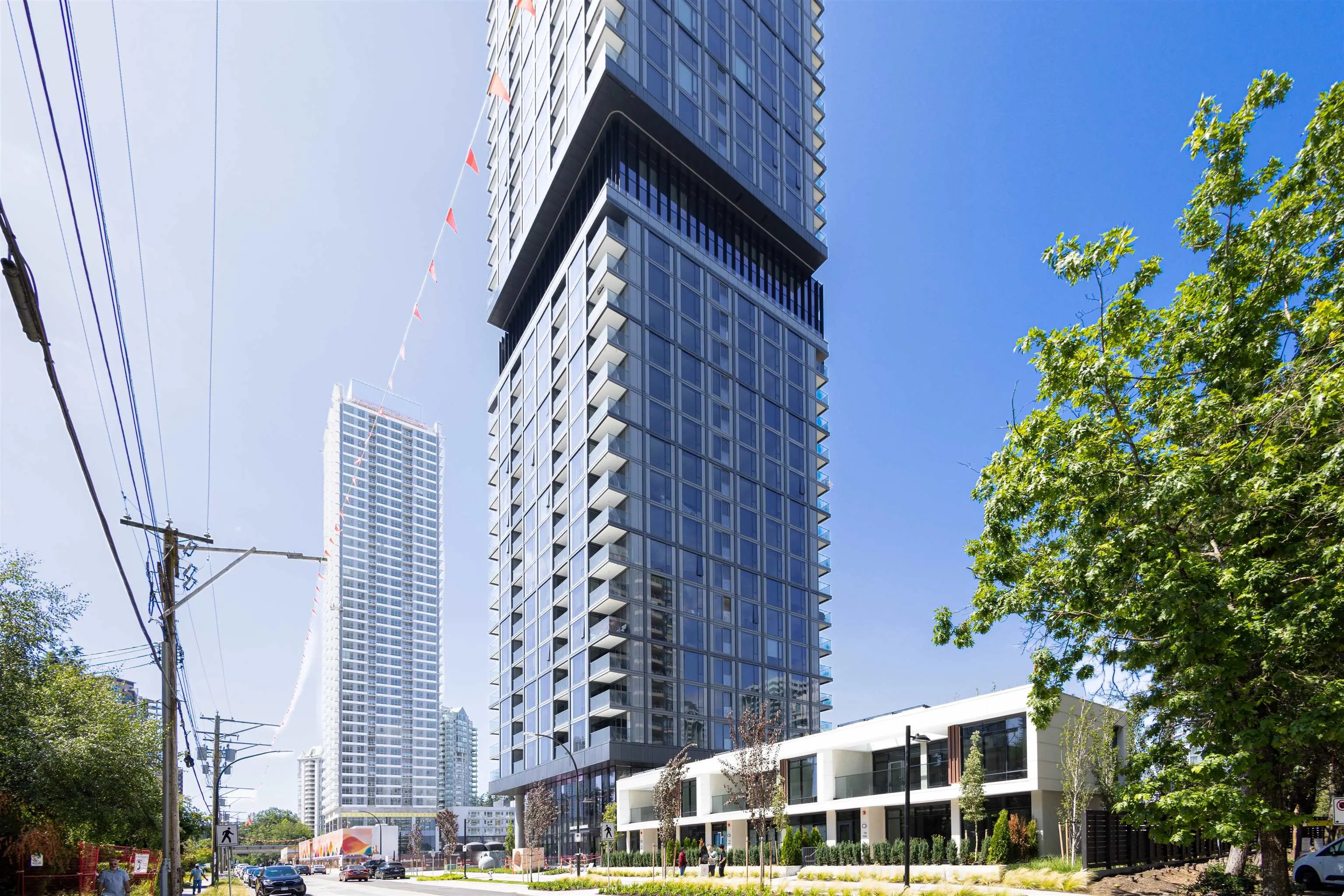 2505 5987 Wilson Avenue