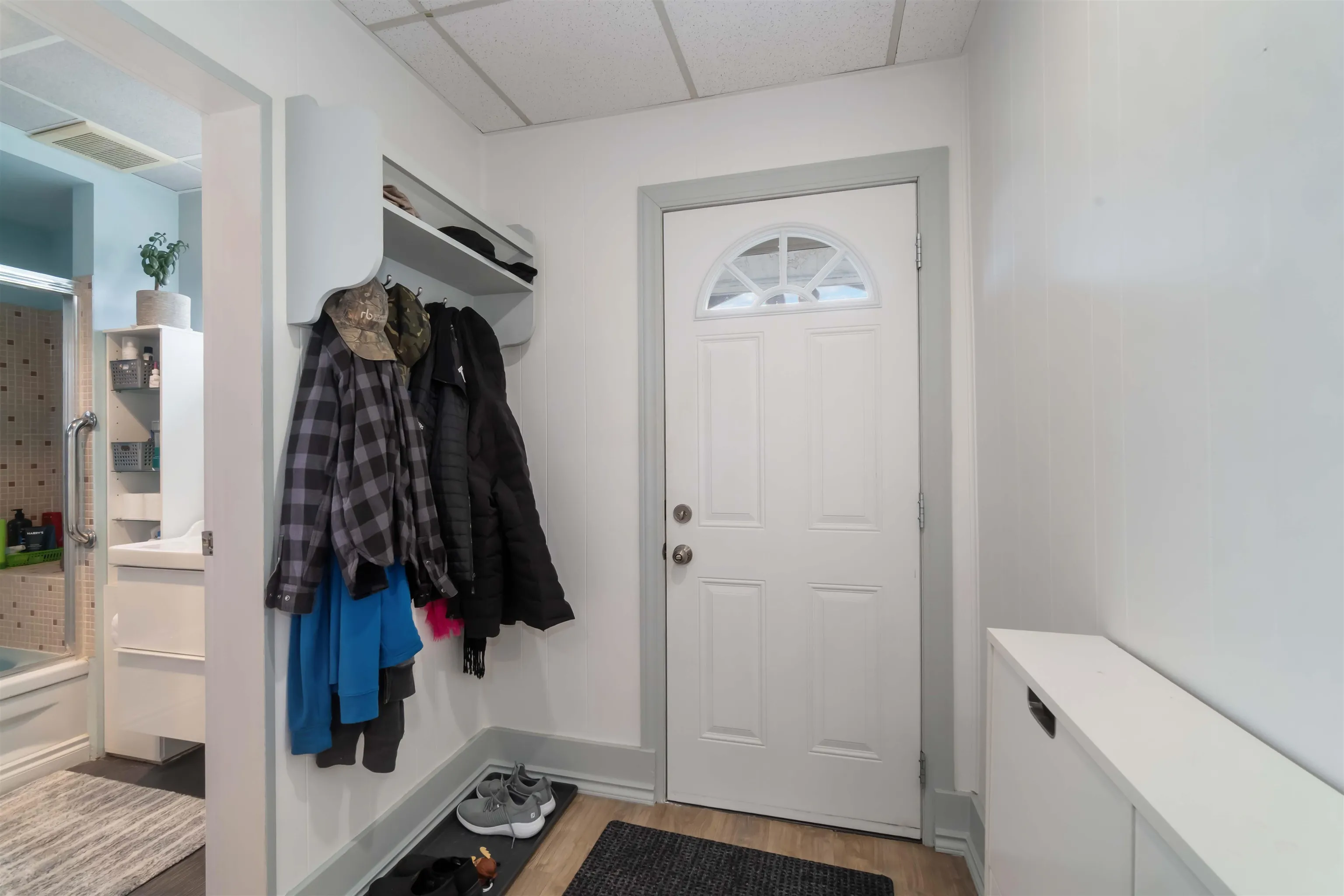 2235 East 52nd Avenue