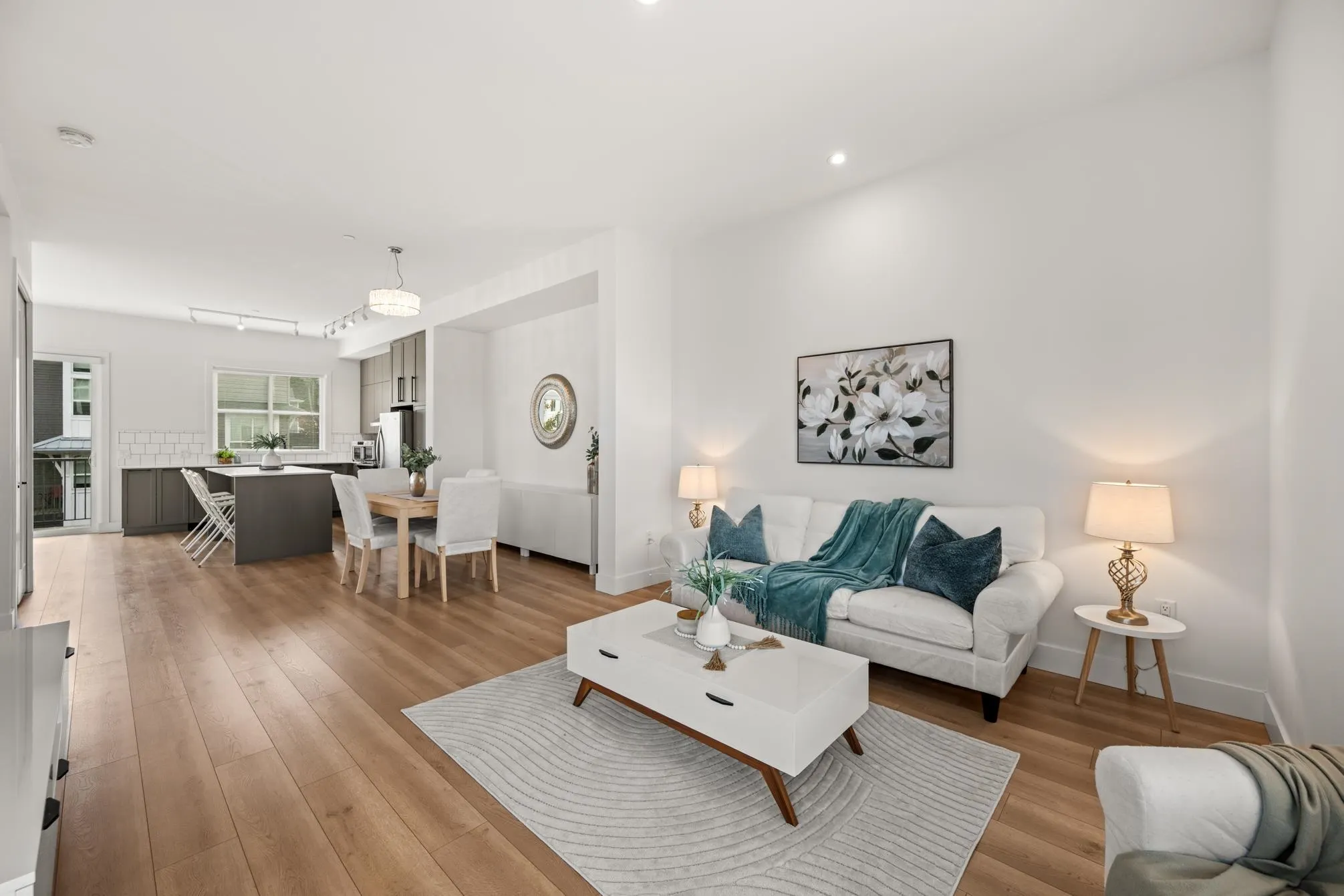 72 4656 Orca Way Way