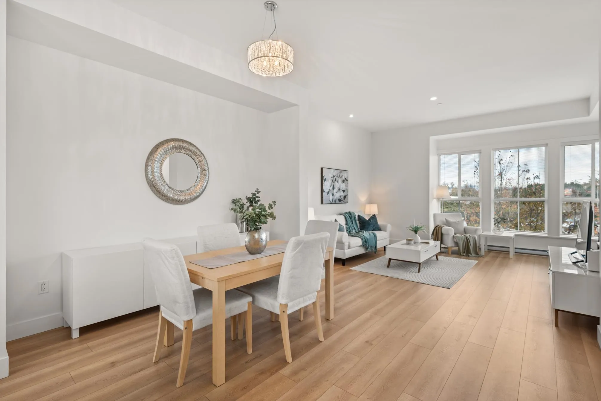 72 4656 Orca Way Way