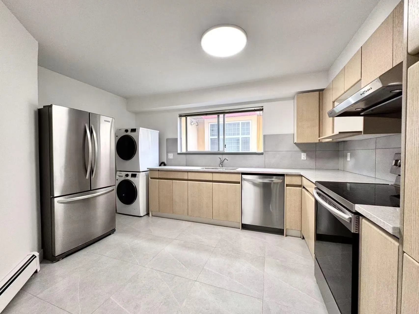 1 1921 Harrison Drive