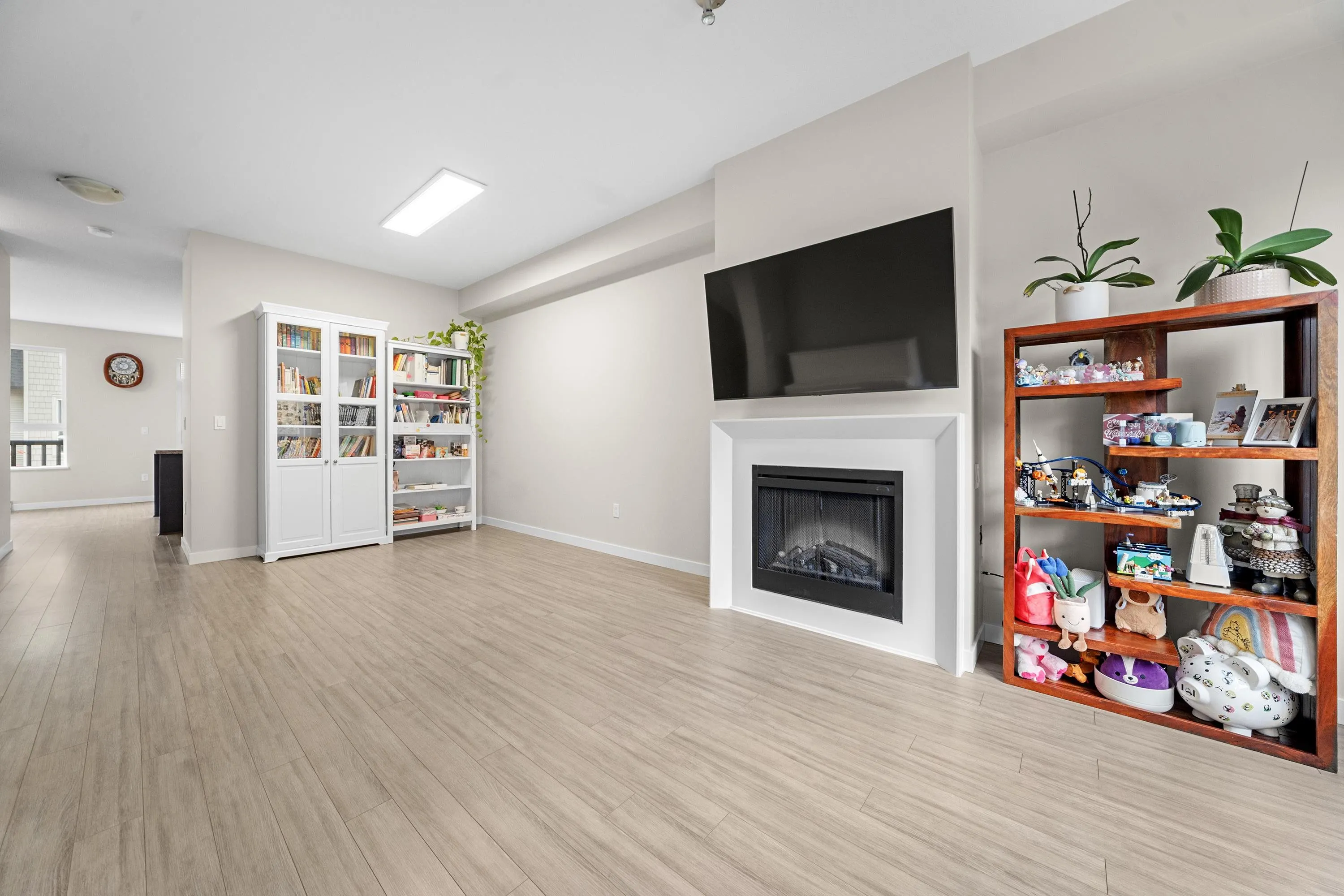 67 10489 Delsom Crescent