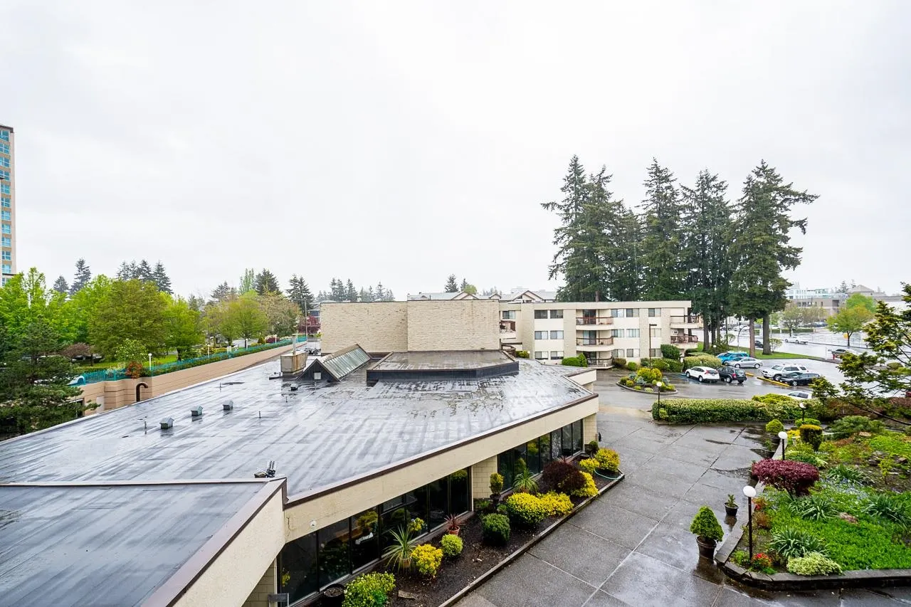 301 31955 Old Yale Road