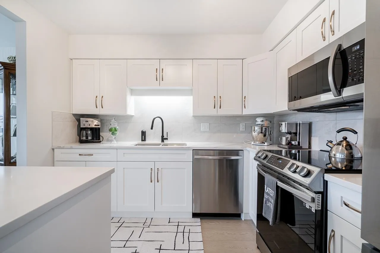 301 31955 Old Yale Road