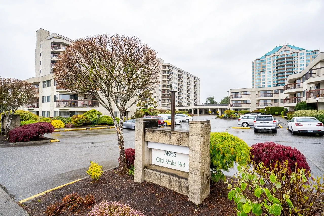 301 31955 Old Yale Road