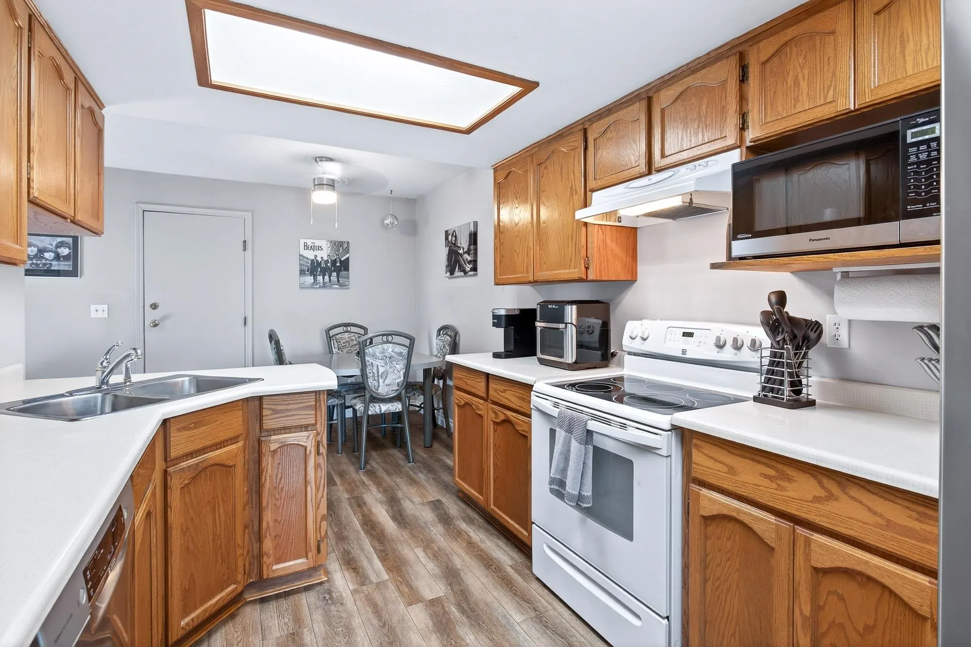 24 1355 Citadel Drive