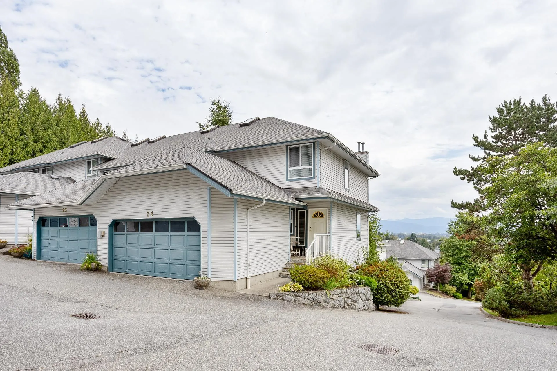 24 1355 Citadel Drive