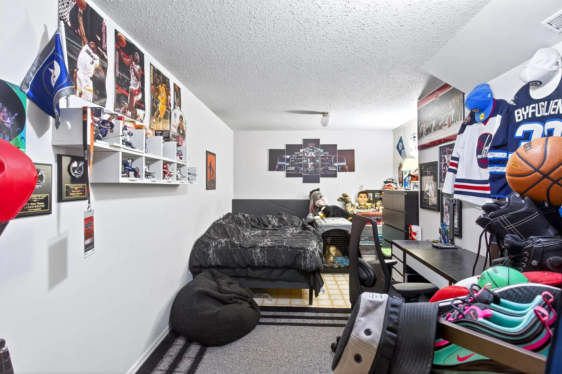 24 1355 Citadel Drive