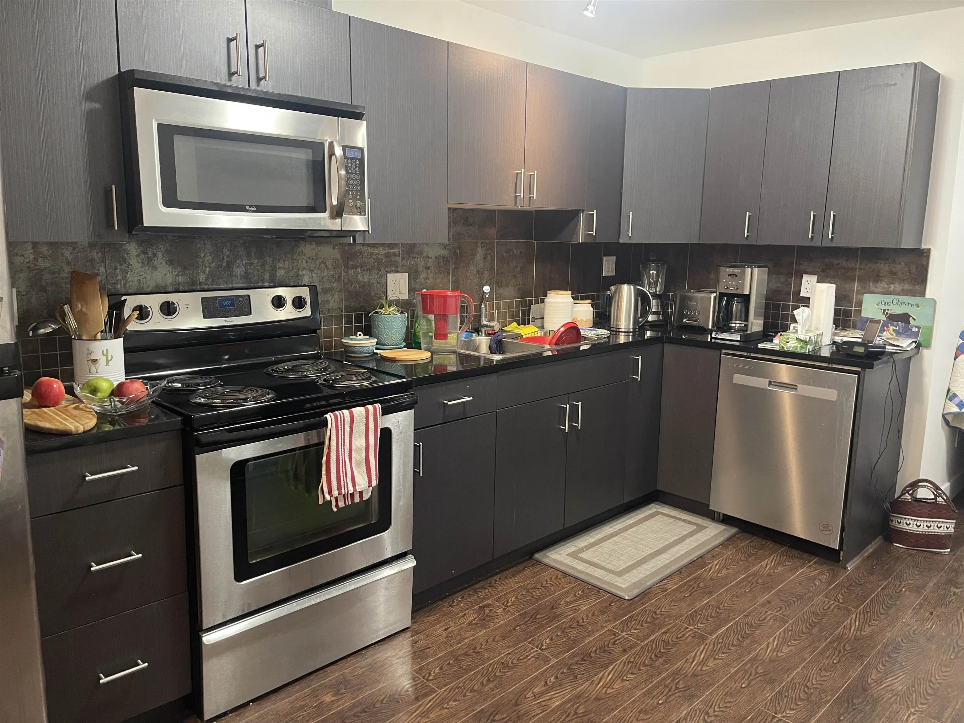 303 2228 Welcher Avenue