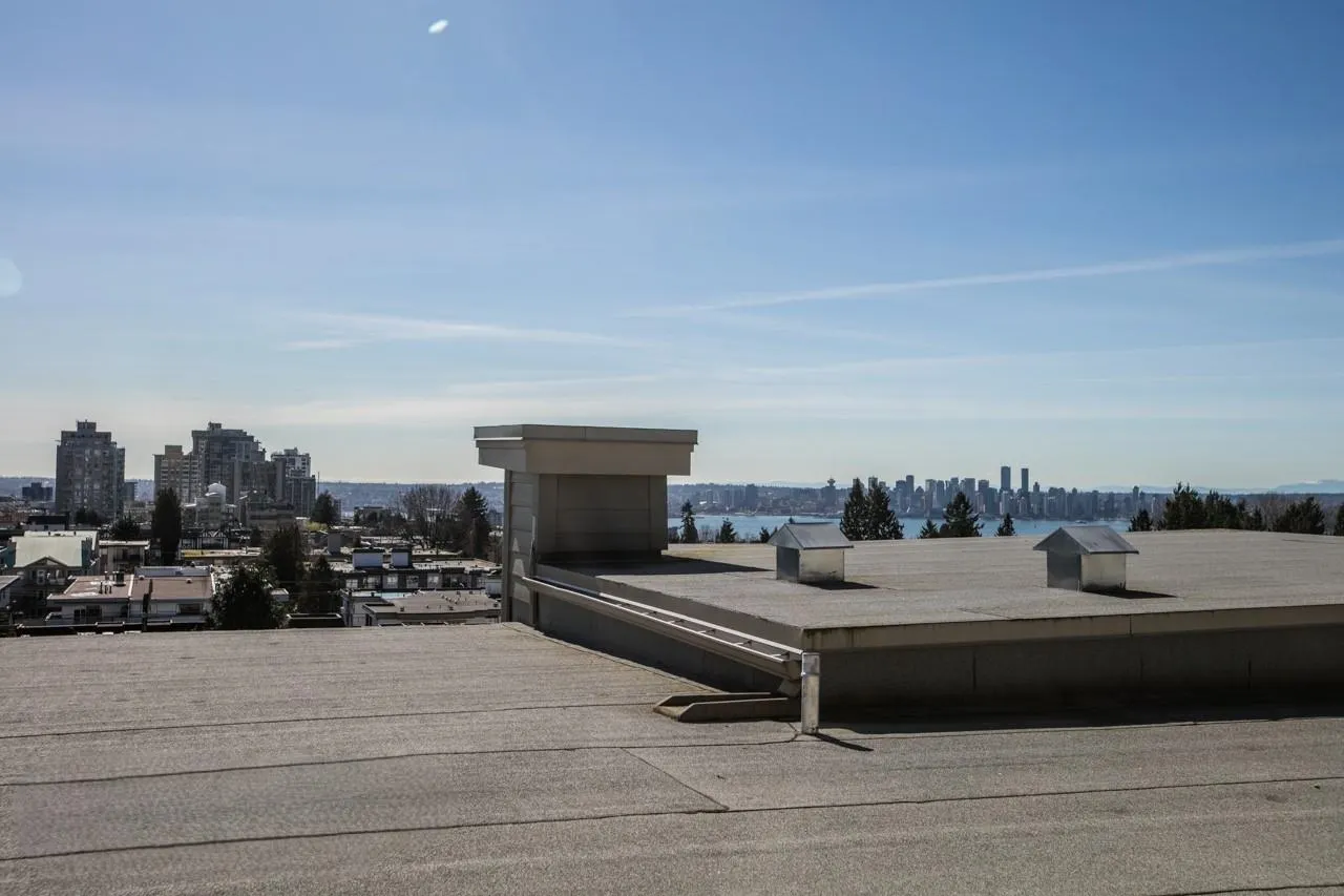 504 119 W 22nd Street