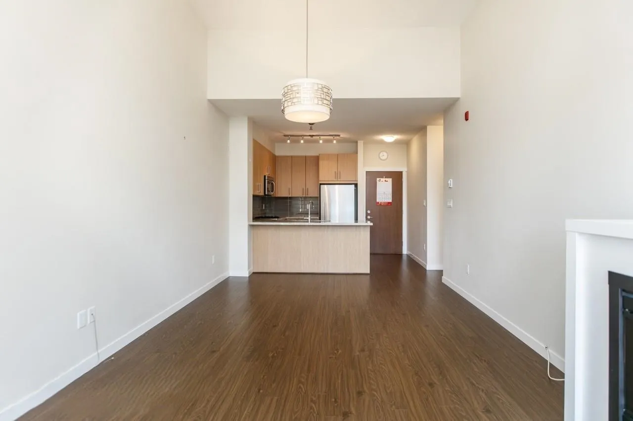 504 119 W 22nd Street