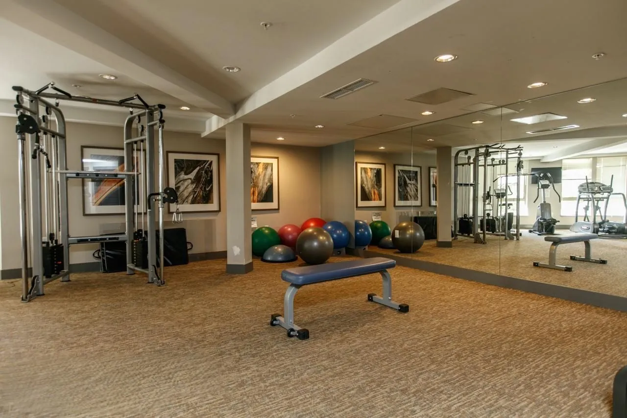 504 119 W 22nd Street