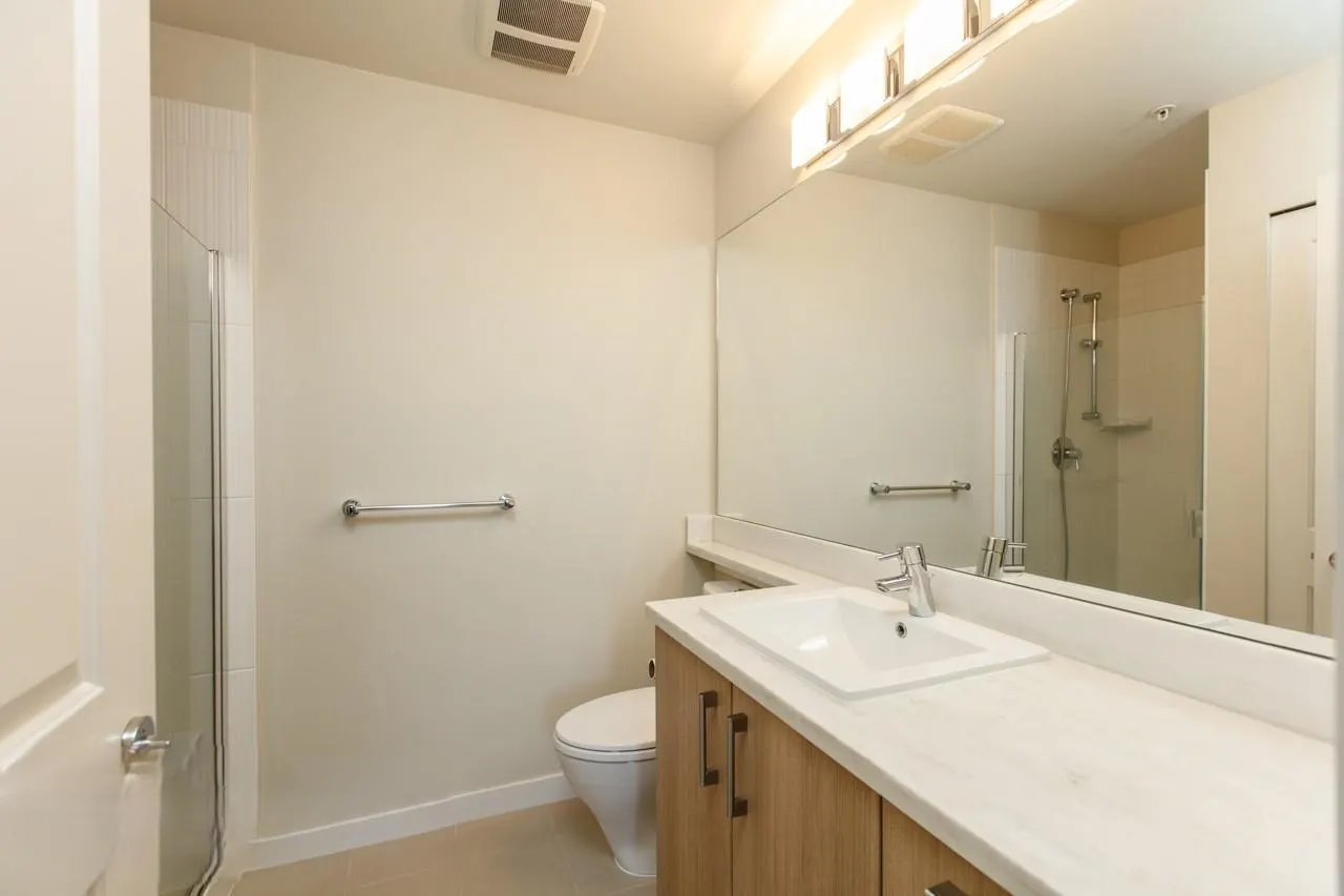 504 119 W 22nd Street