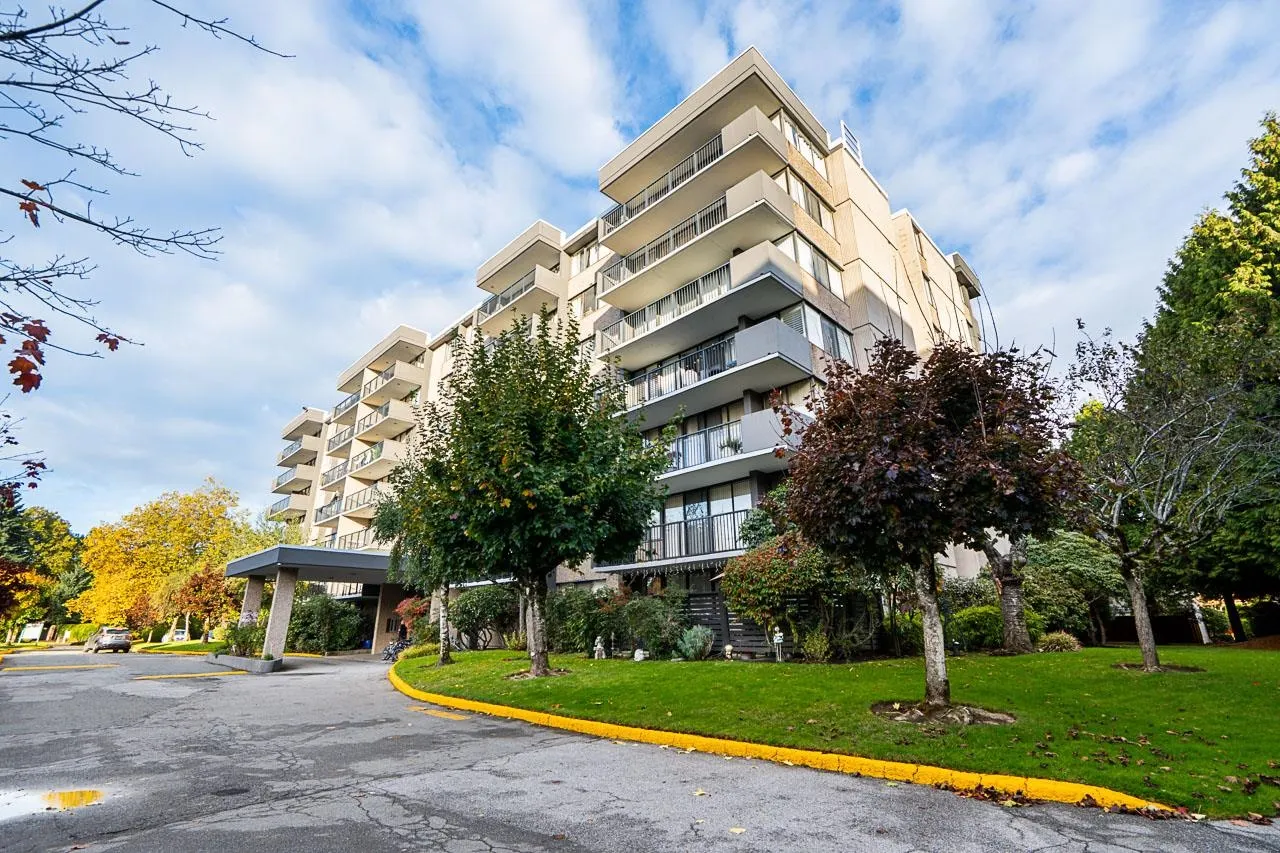 402 9300 Parksville Drive