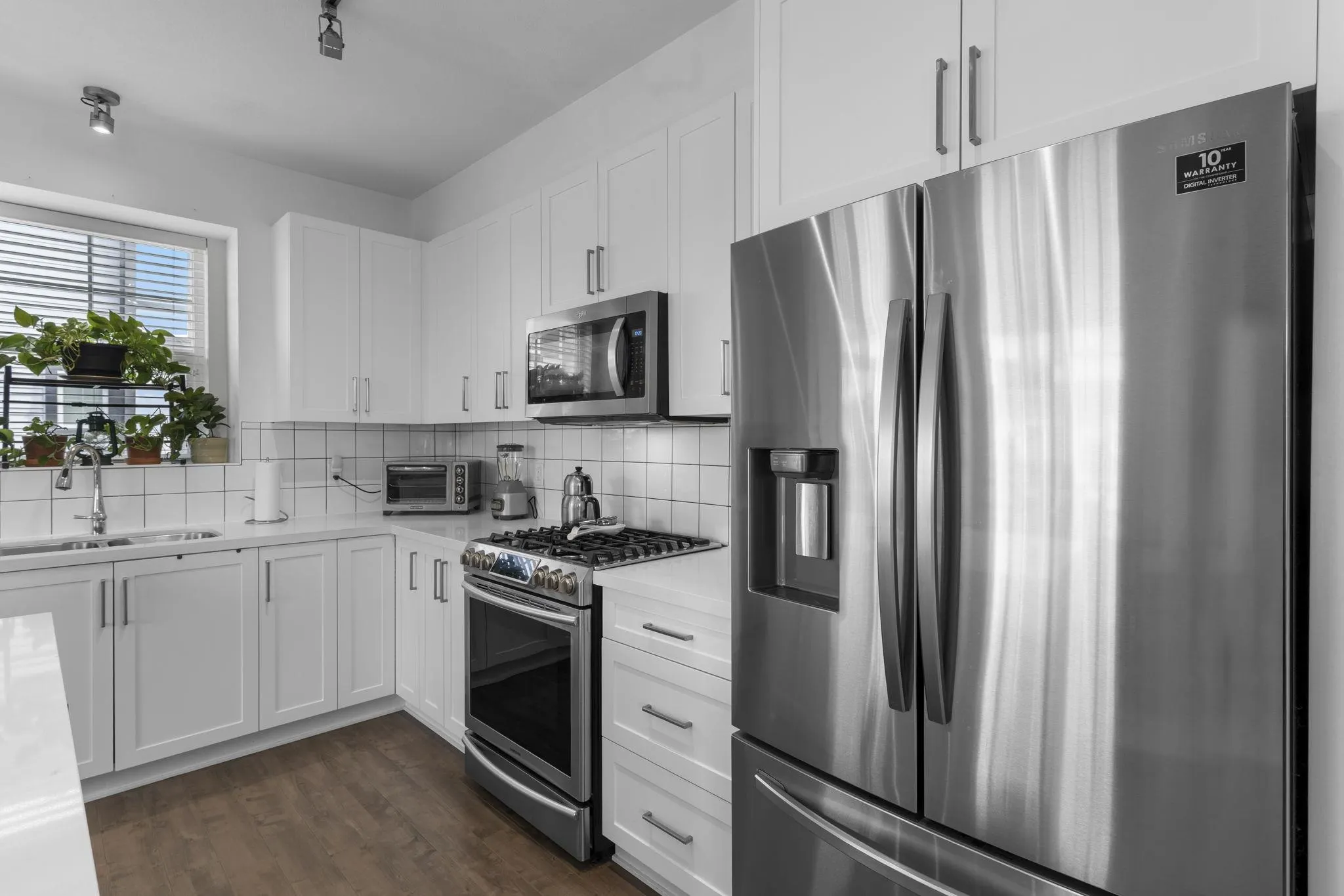 9 11272 240th Street