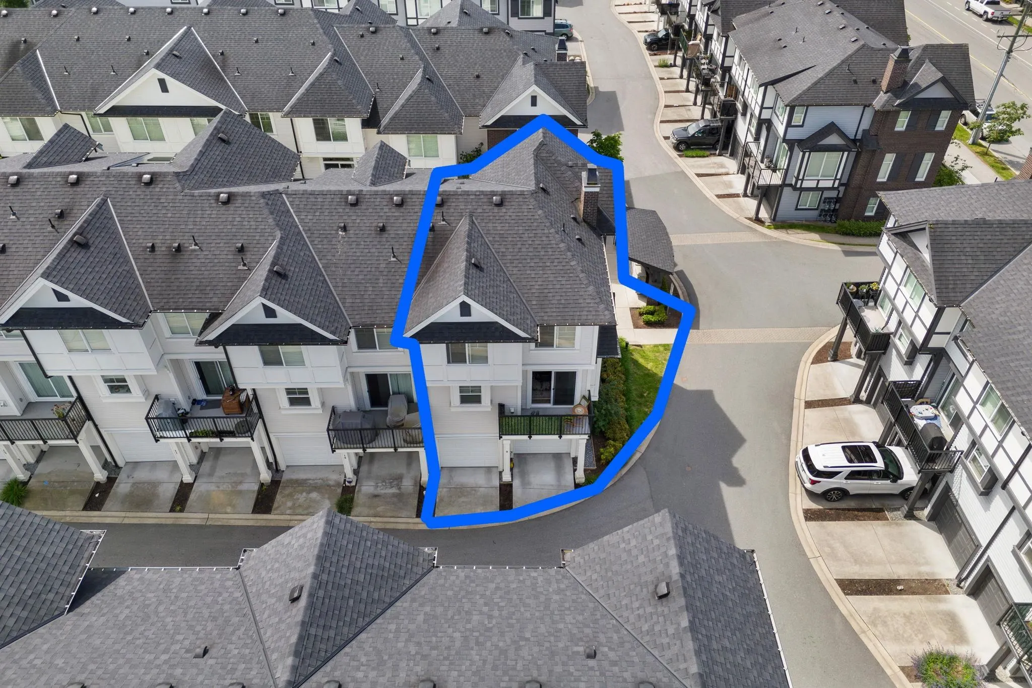 9 11272 240th Street