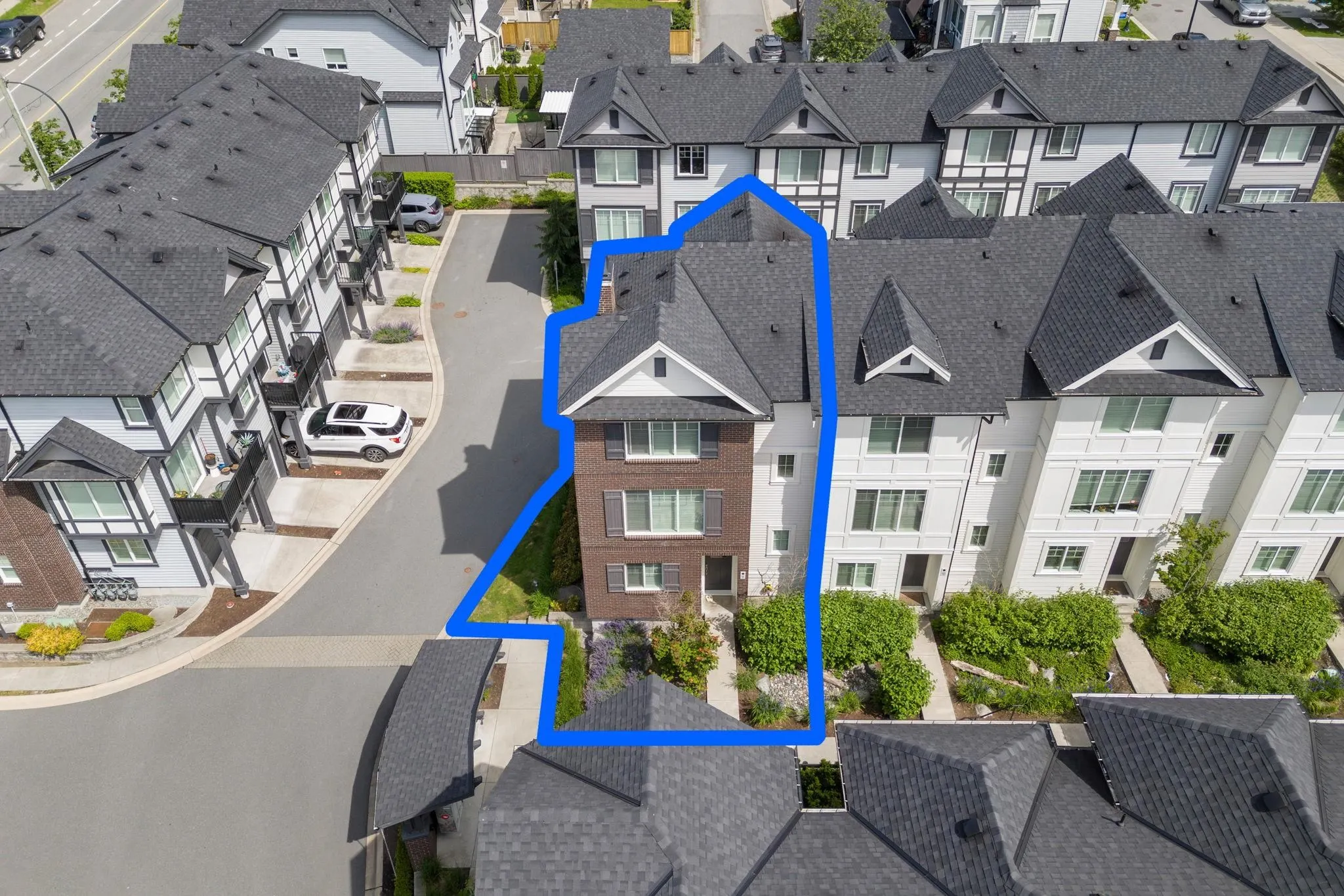 9 11272 240th Street