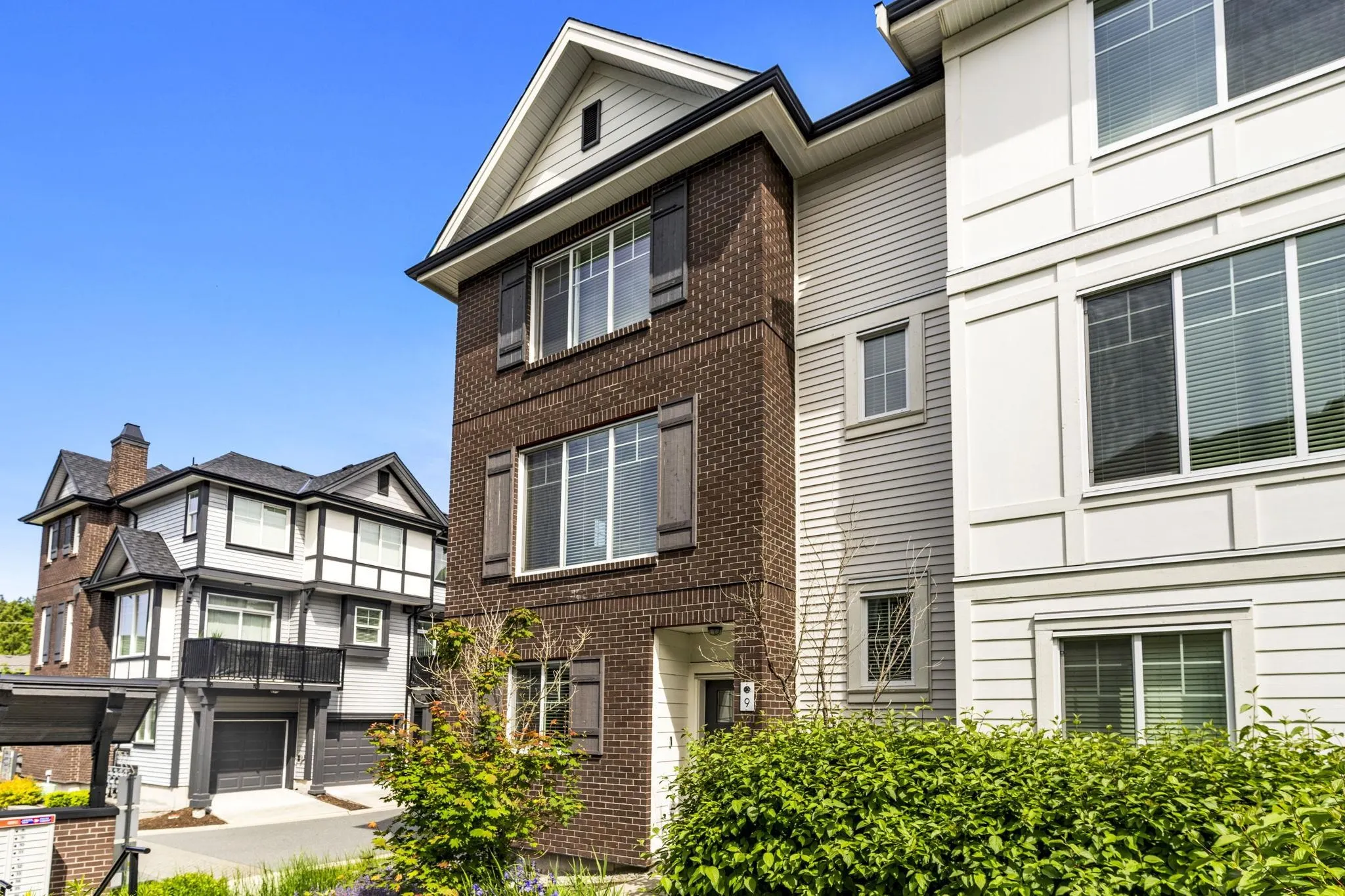 9 11272 240th Street