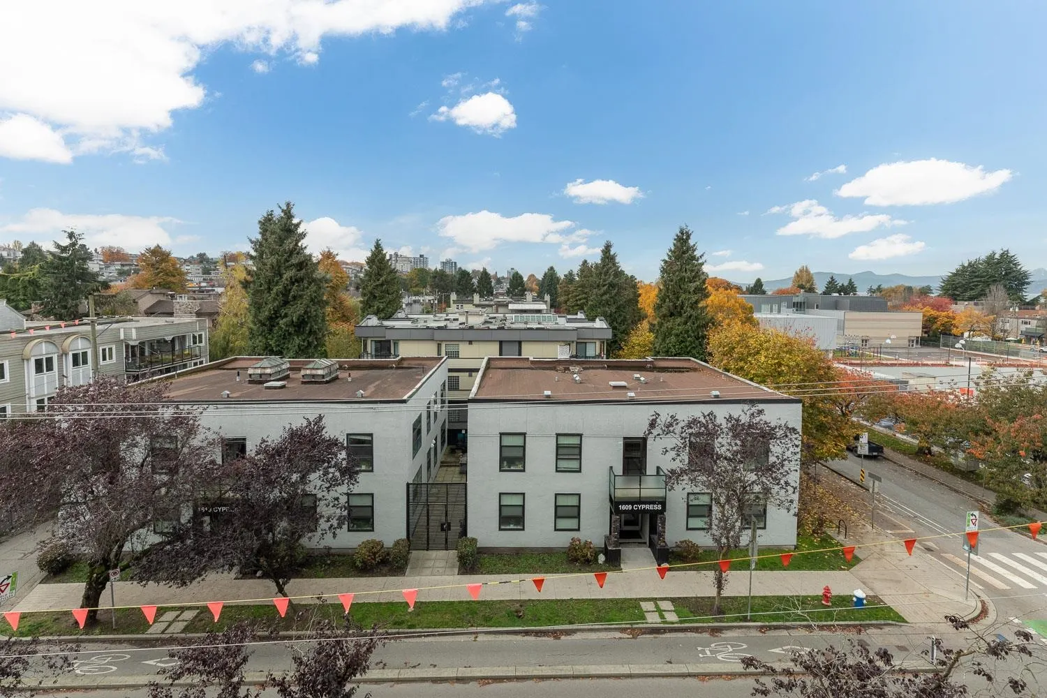 507 1888 York Avenue