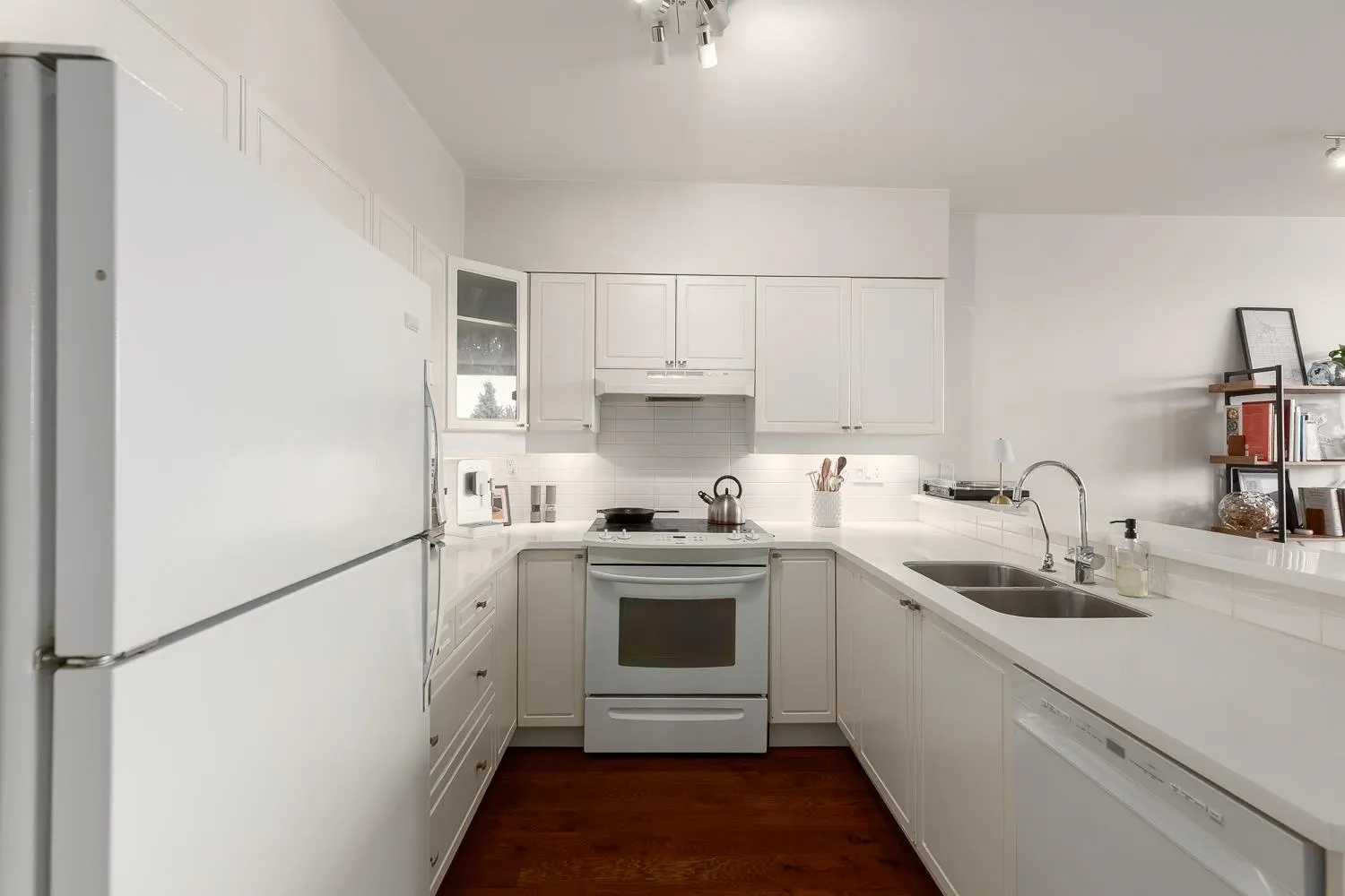 507 1888 York Avenue