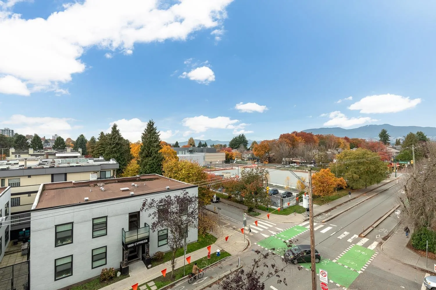 507 1888 York Avenue