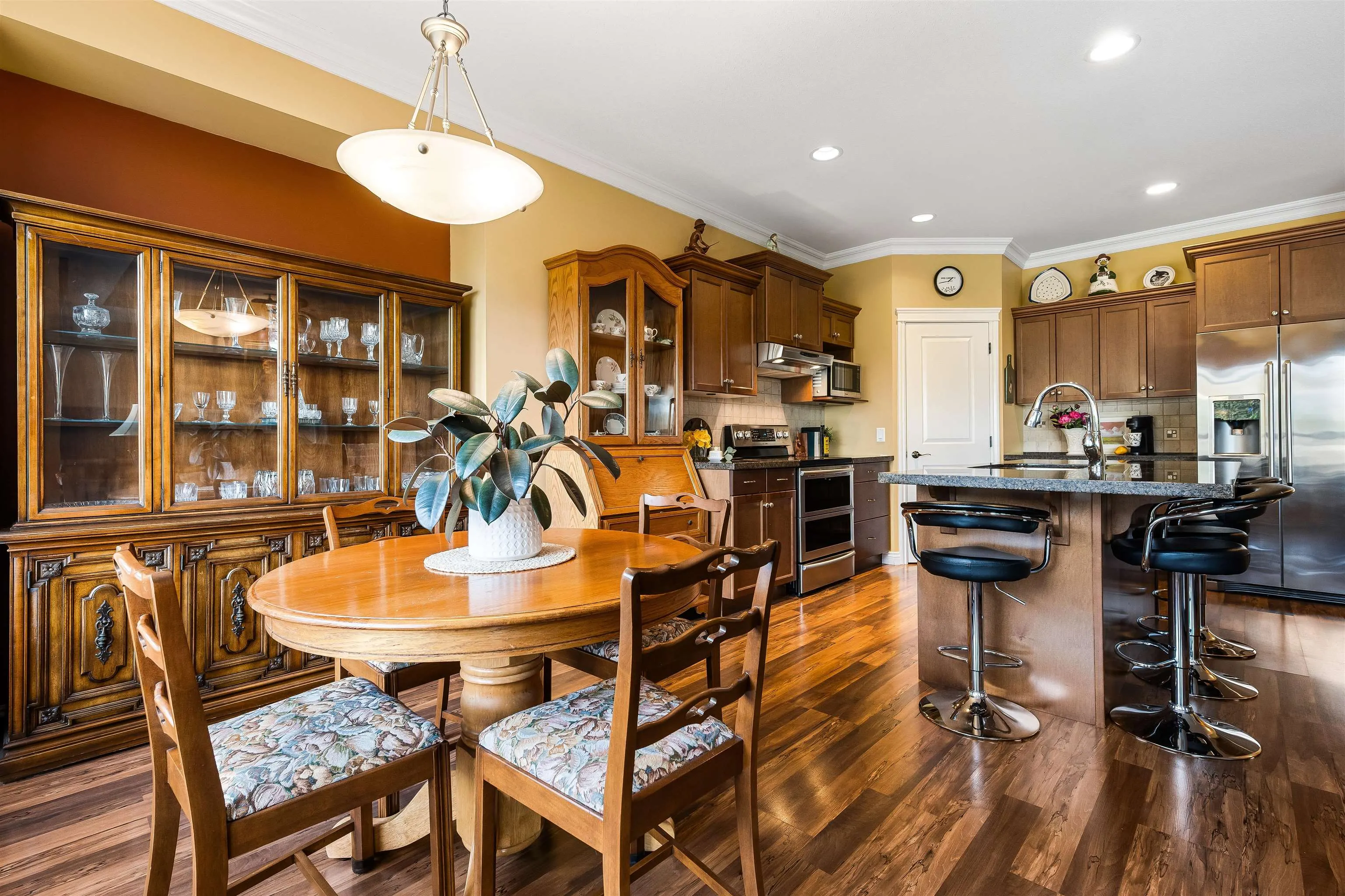 5958 Cobblestone Street