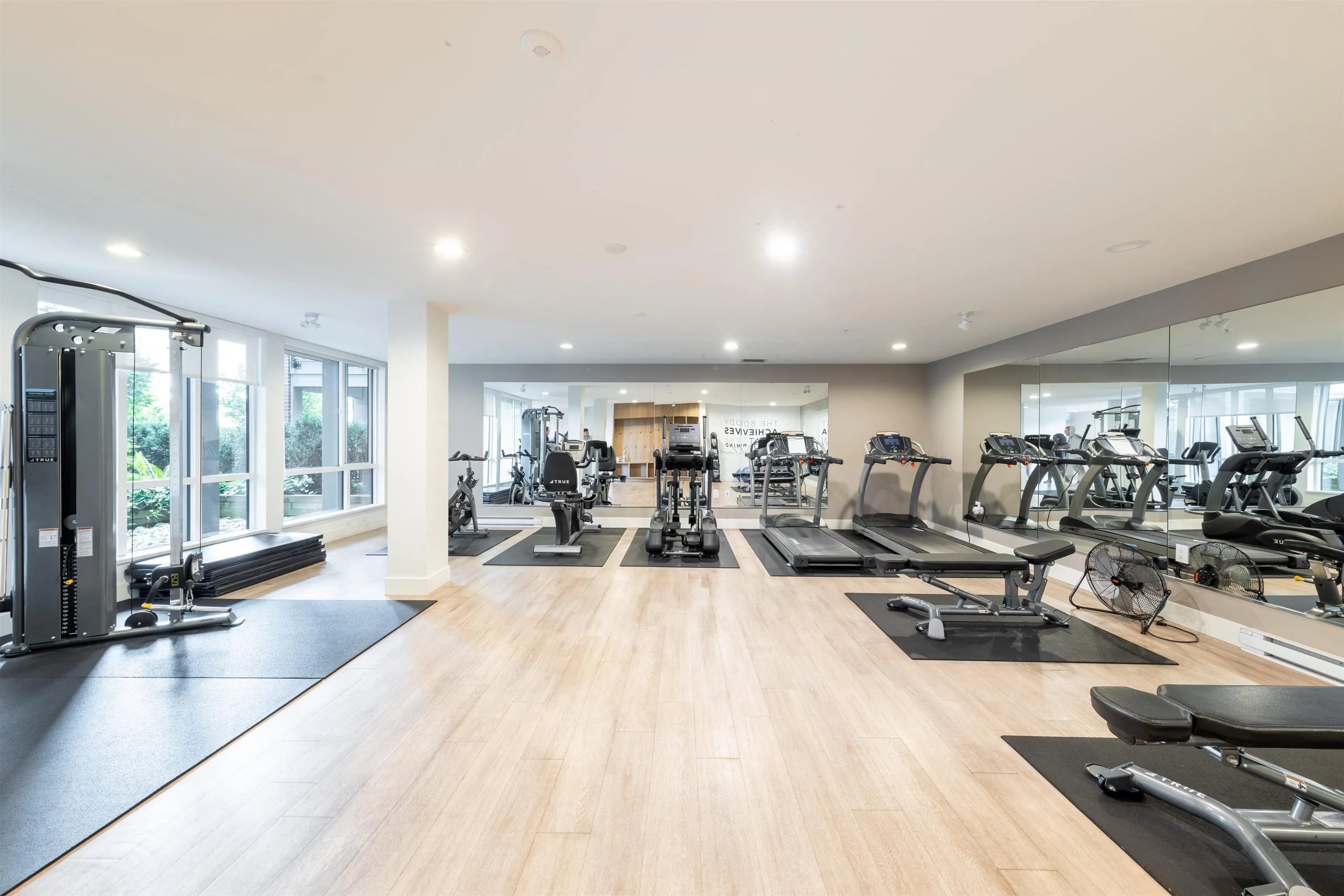 607 7588 16th Street