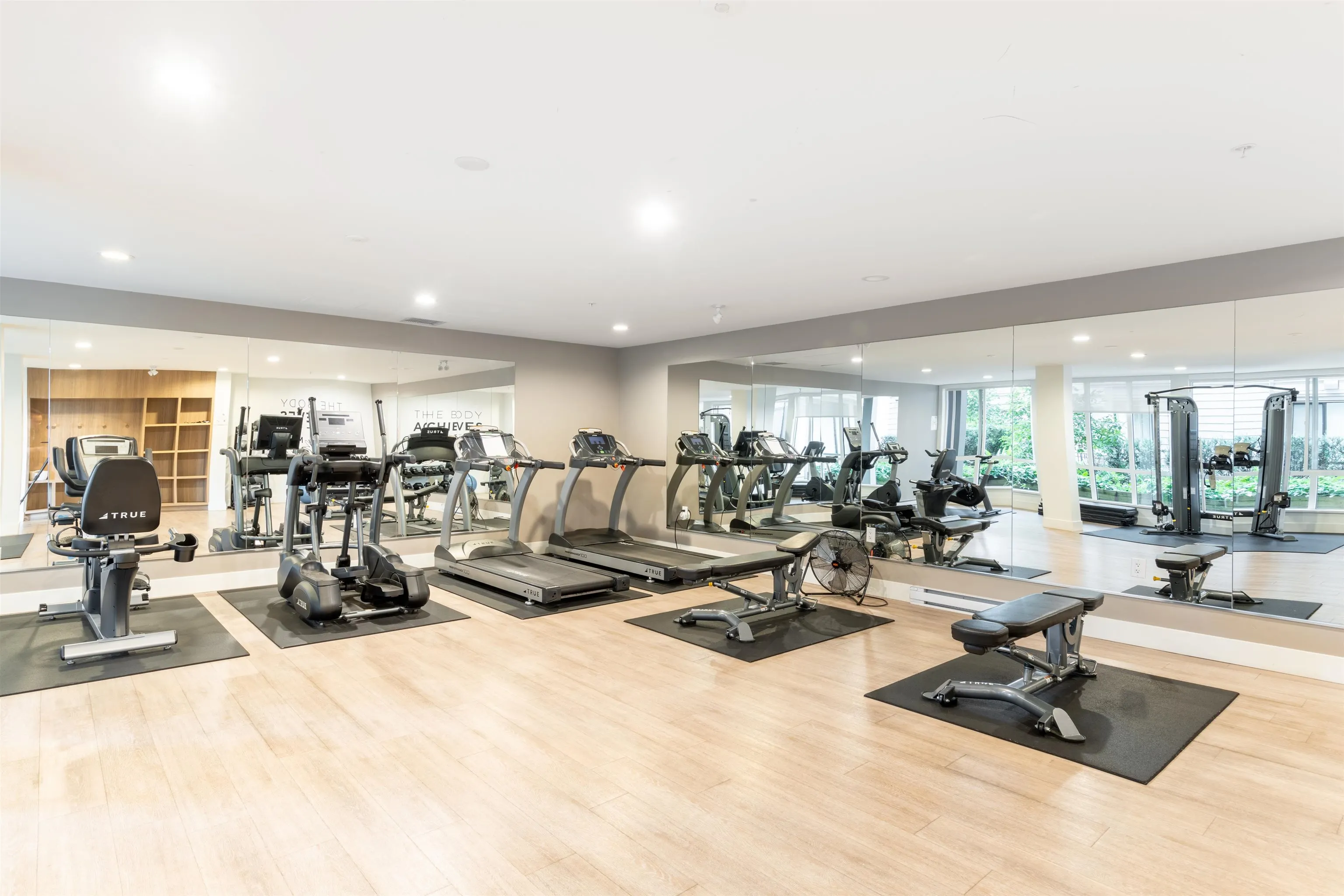 607 7588 16th Street