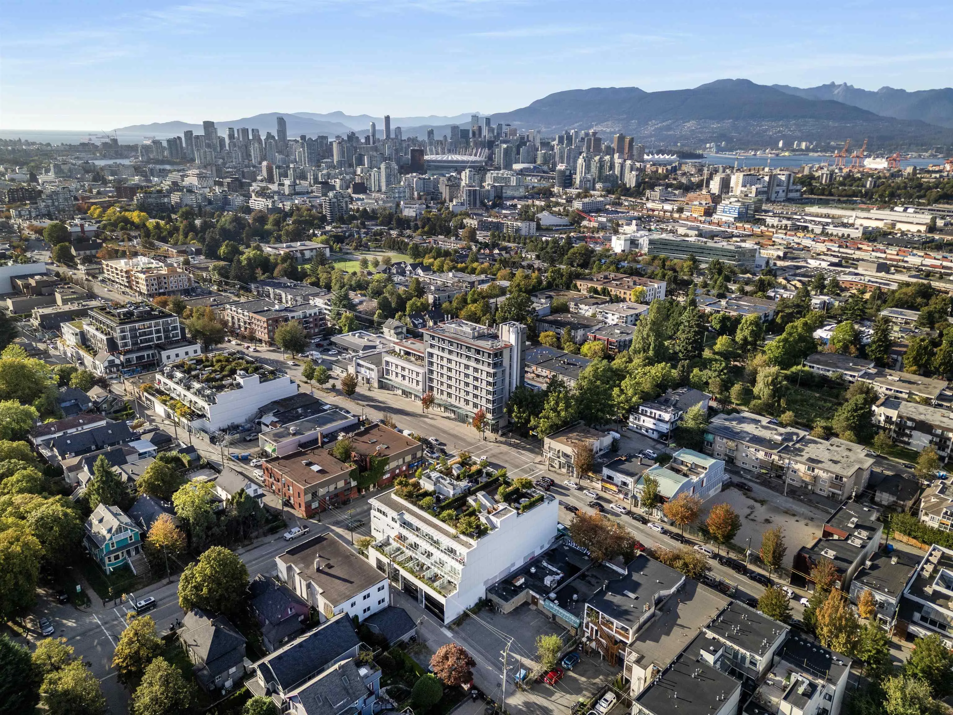 406 2508 Fraser Street