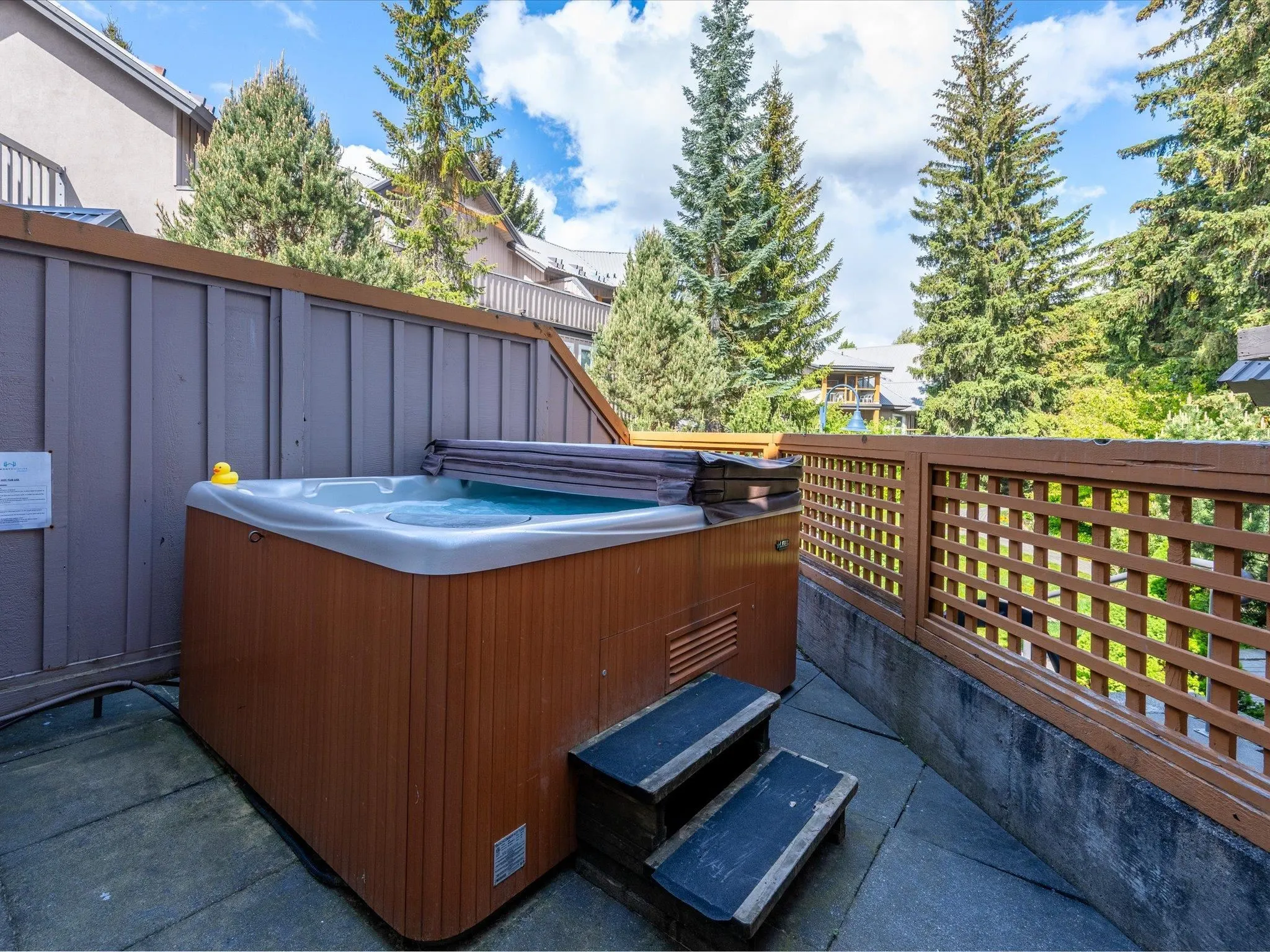 98 4388 Northlands Boulevard