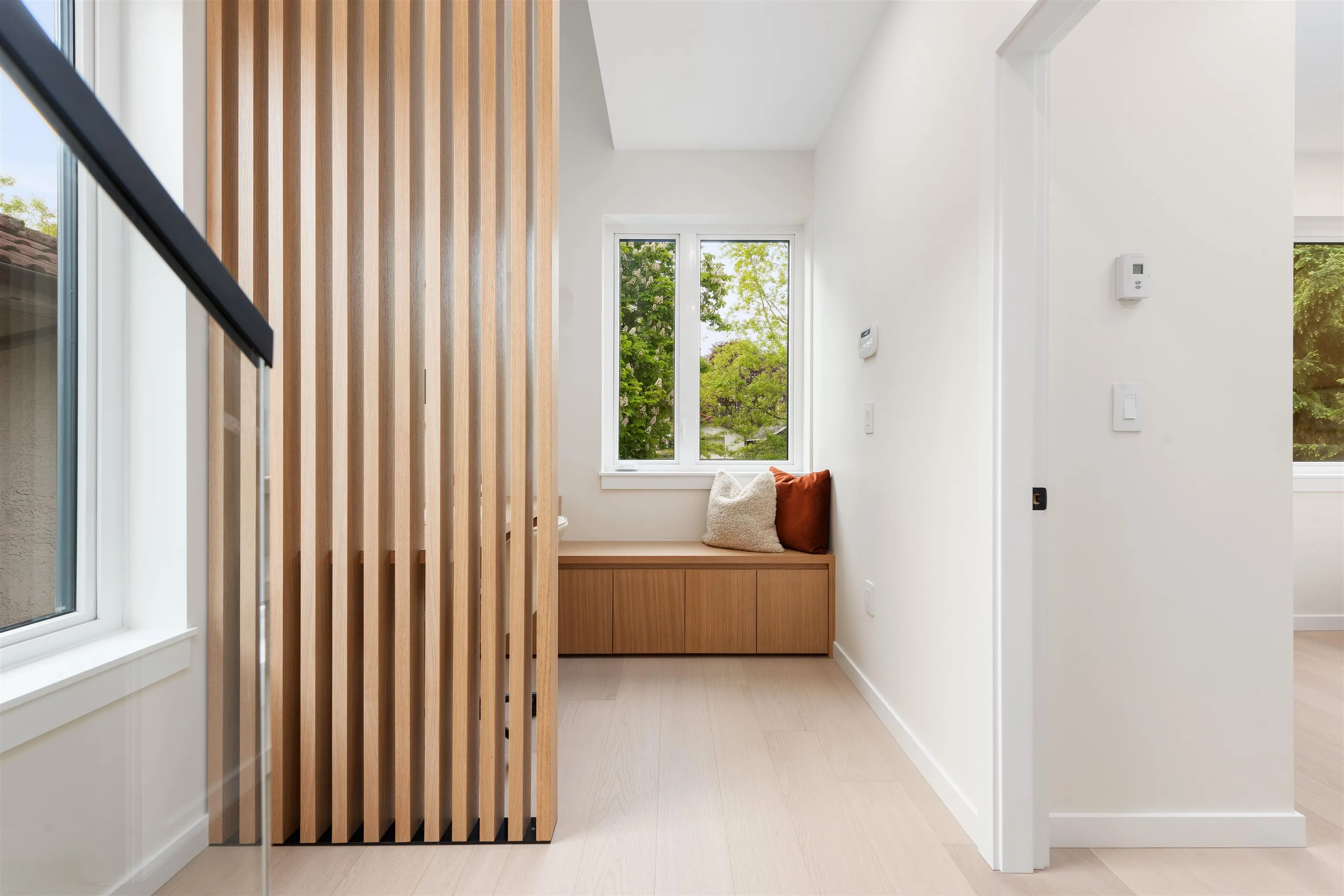 2 2764 W 14th Avenue