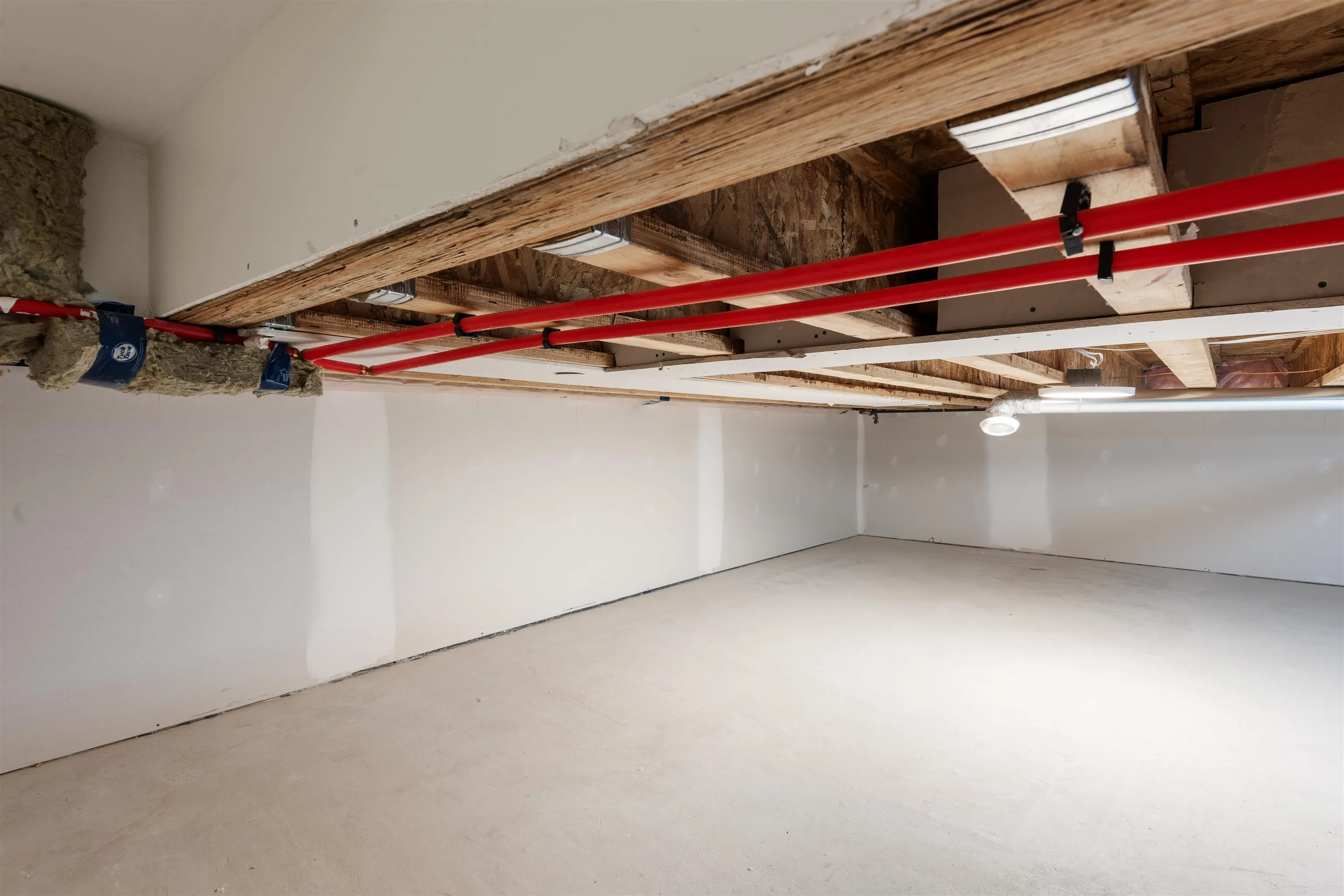 2 2764 W 14th Avenue