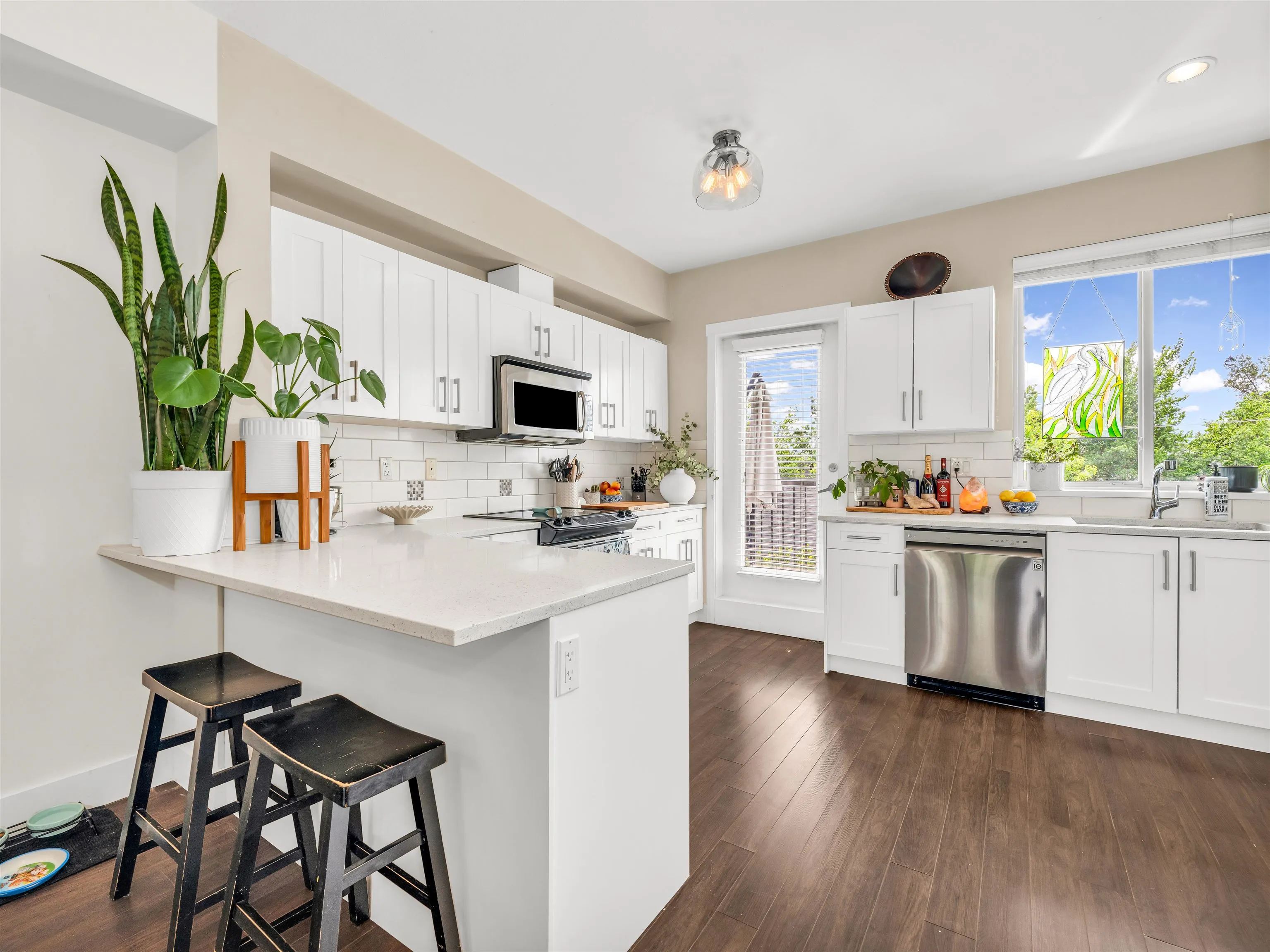 103 1418 Cartier Avenue