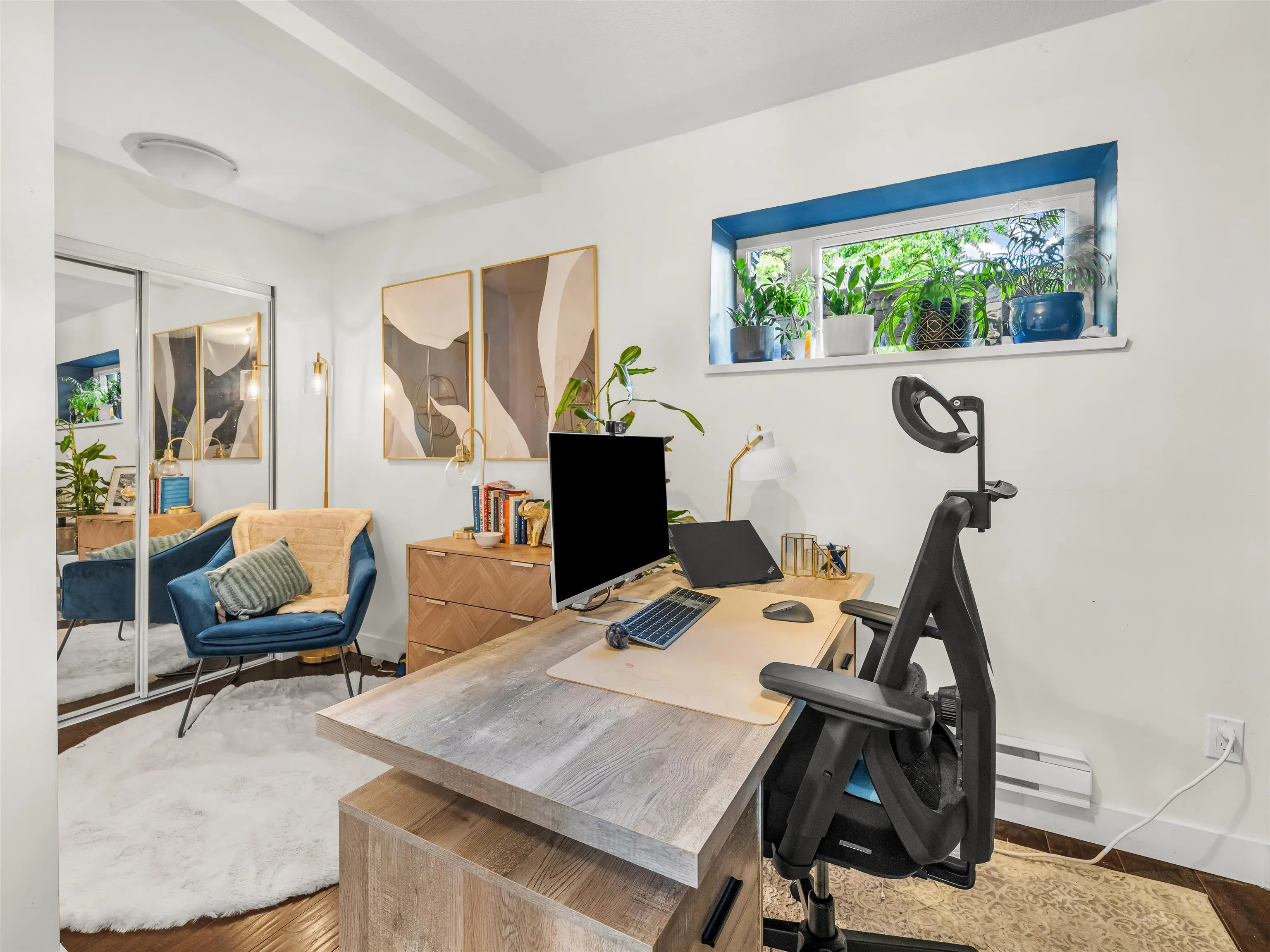 103 1418 Cartier Avenue