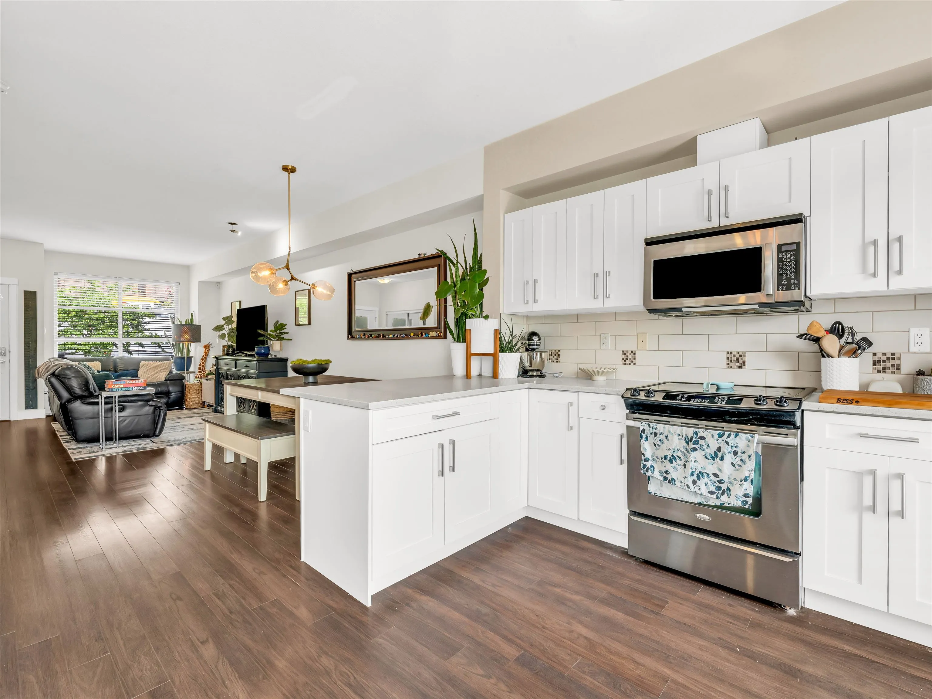 103 1418 Cartier Avenue