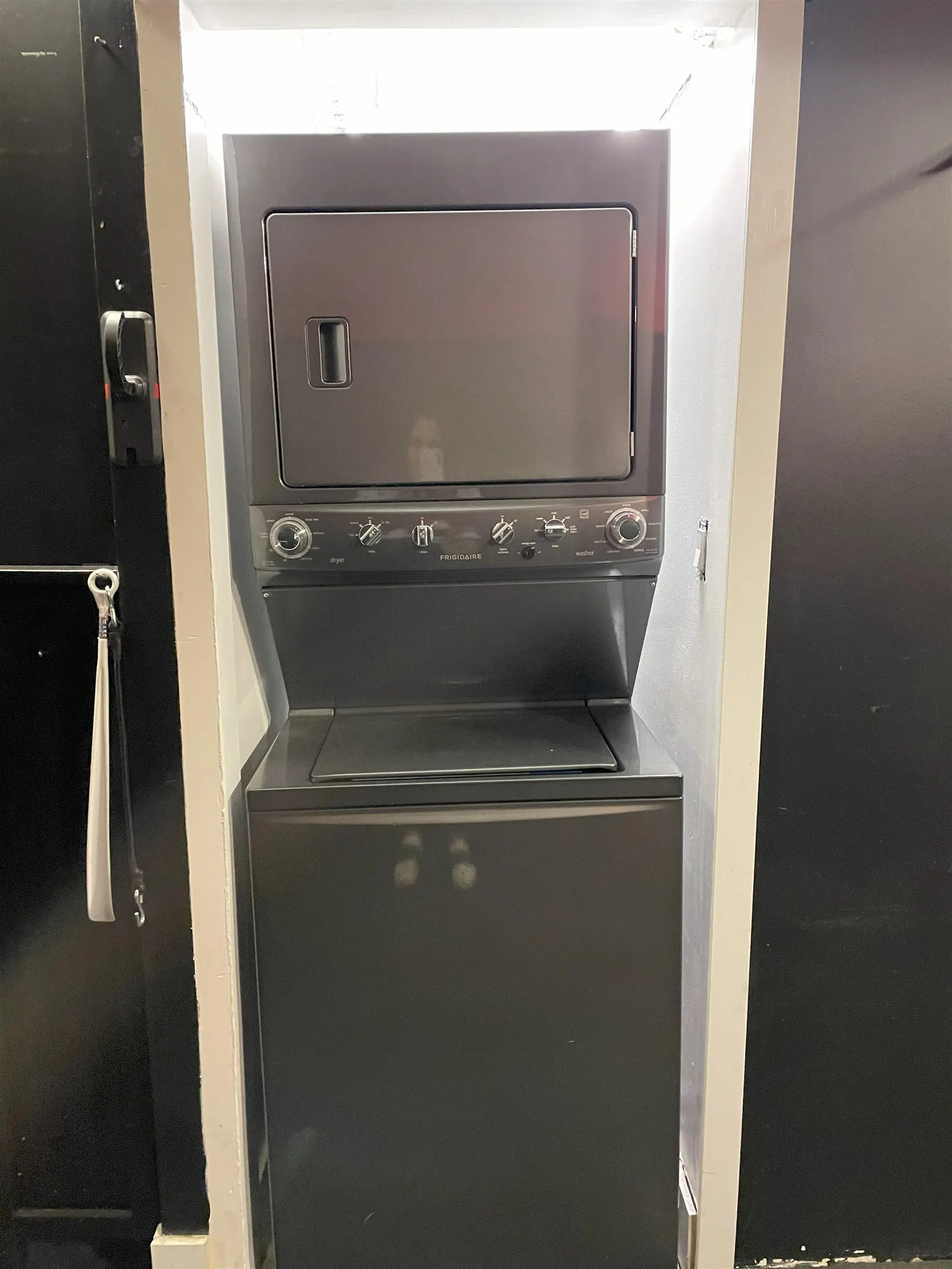 103 1418 Cartier Avenue