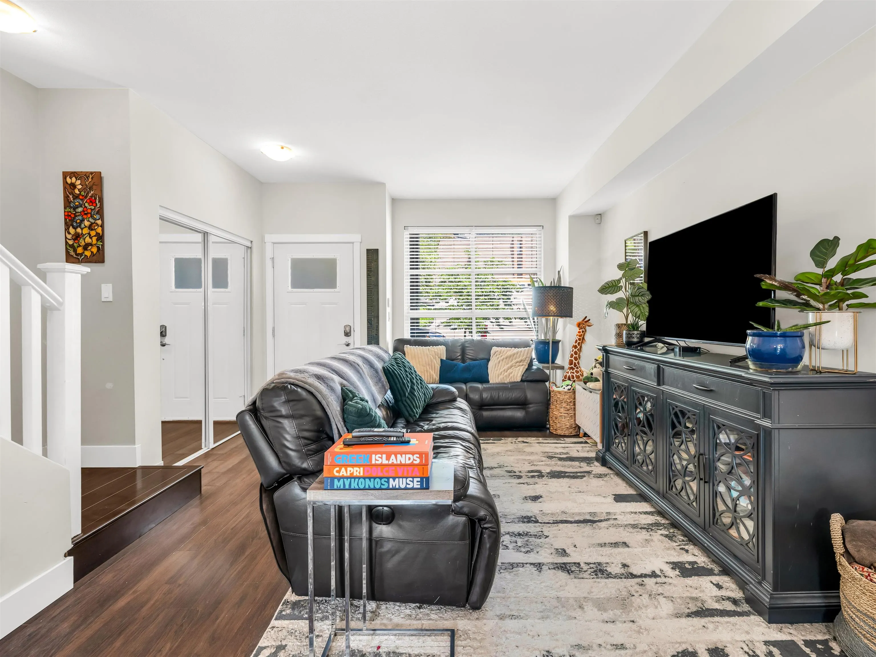 103 1418 Cartier Avenue