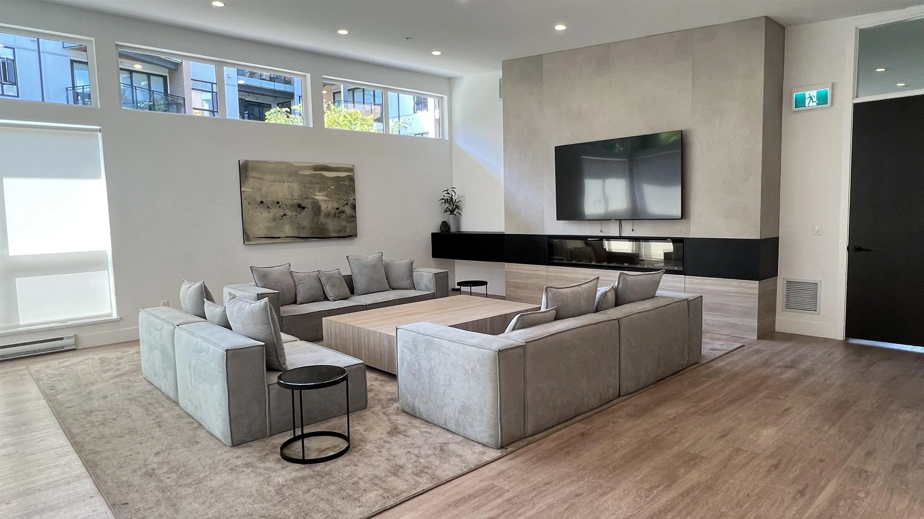 401 300 Salter Street