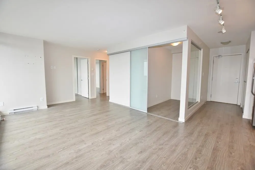 2305 13303 Central Avenue