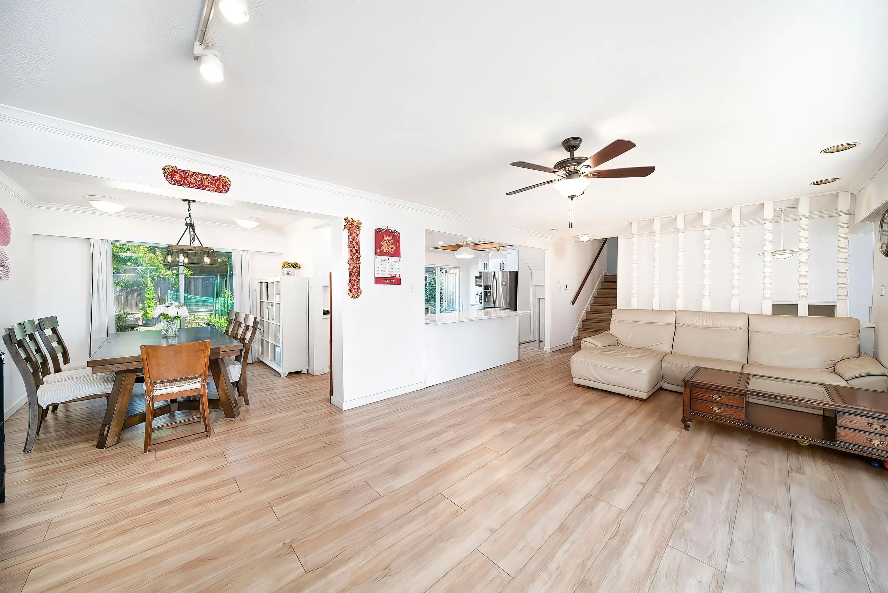 2011 Paulus Crescent