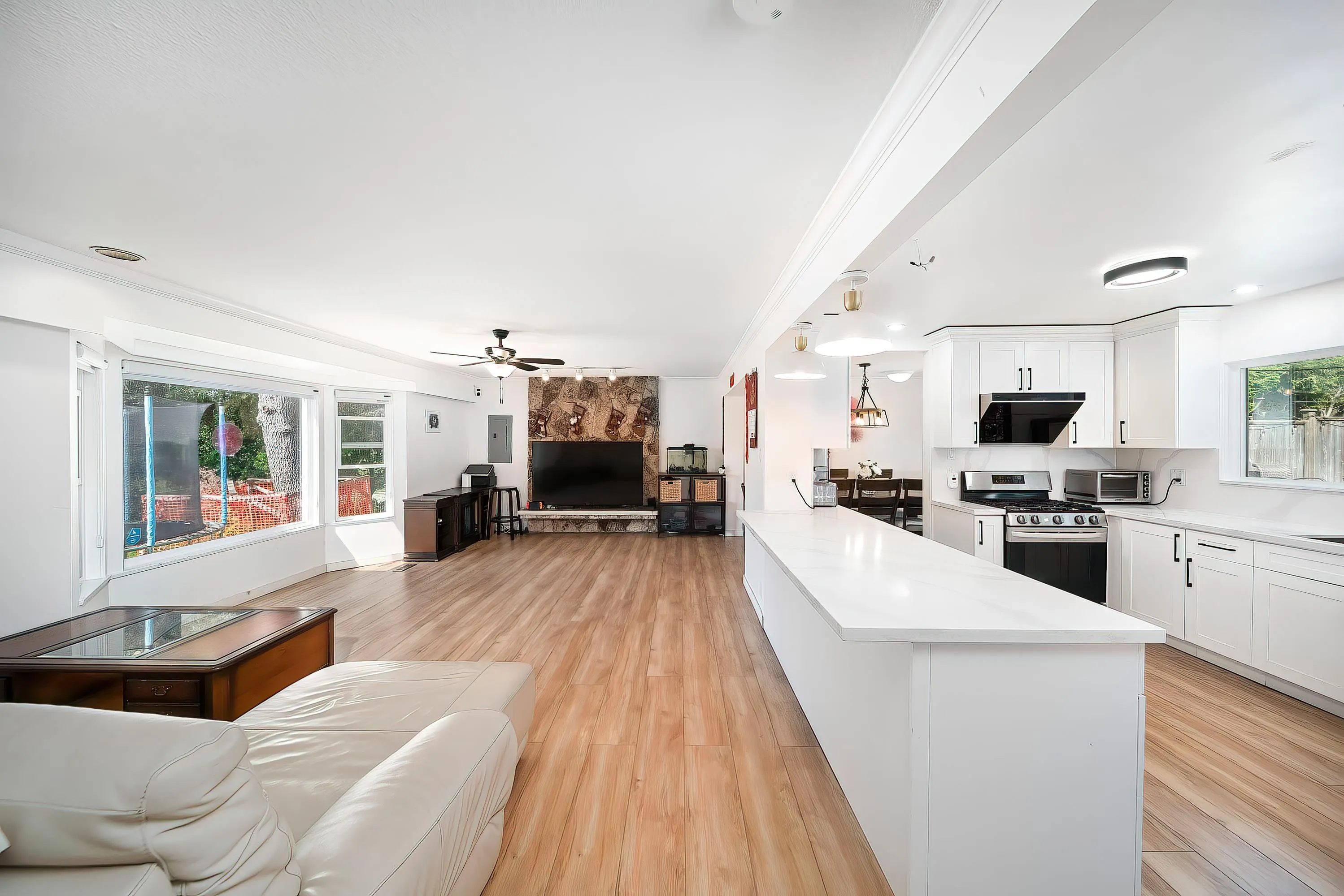 2011 Paulus Crescent