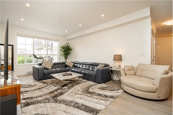 204 12367 224 Street