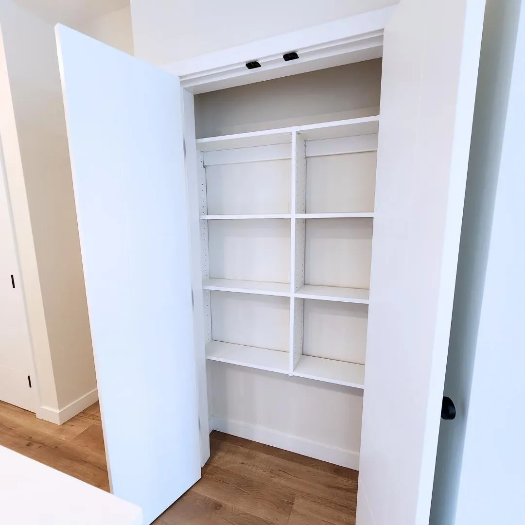 2** 8117 200a Street