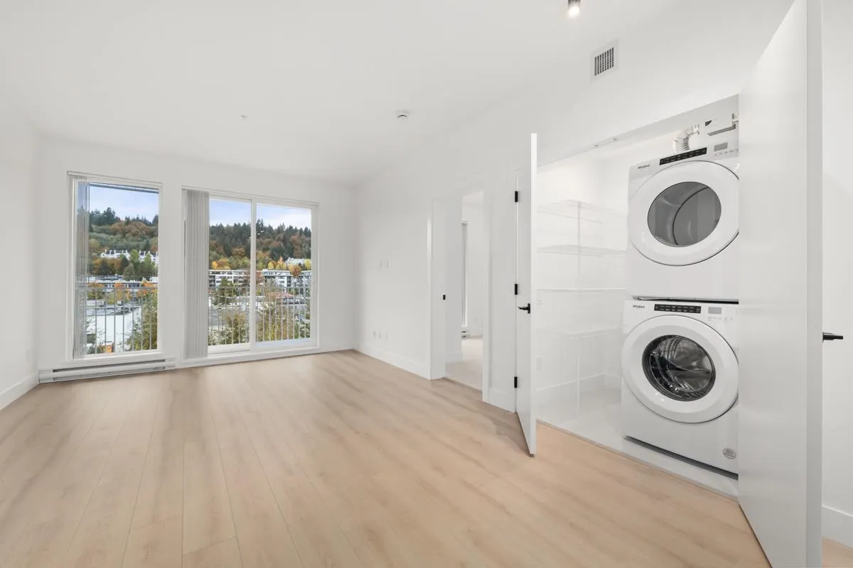 509 3075 Murray Street