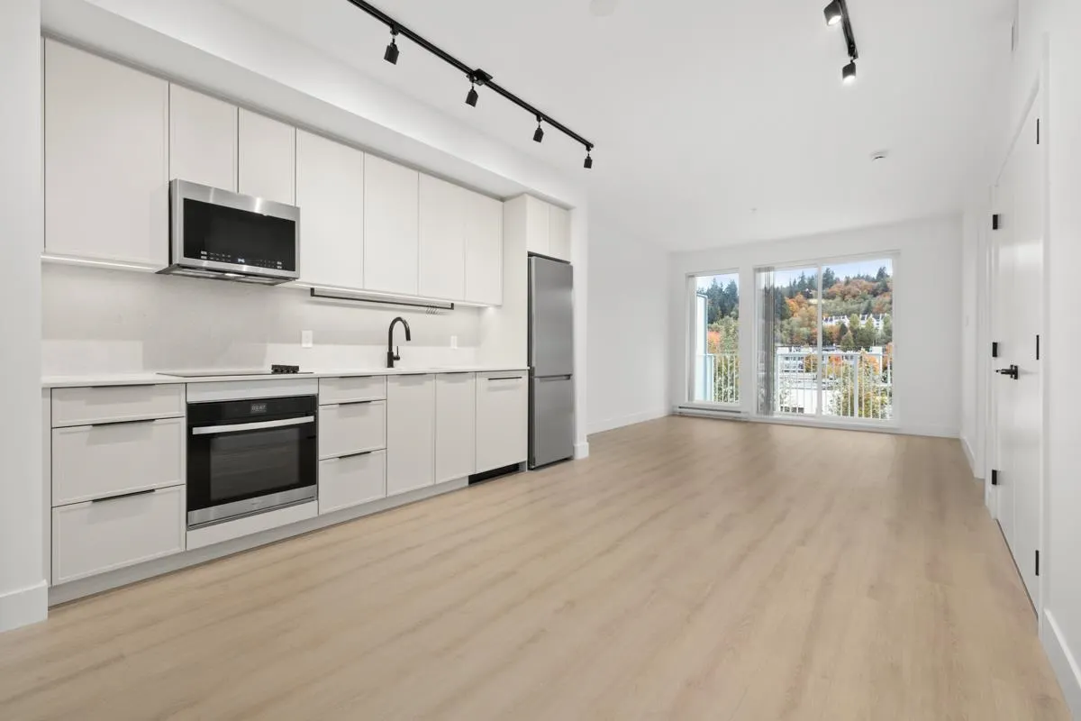 509 3075 Murray Street