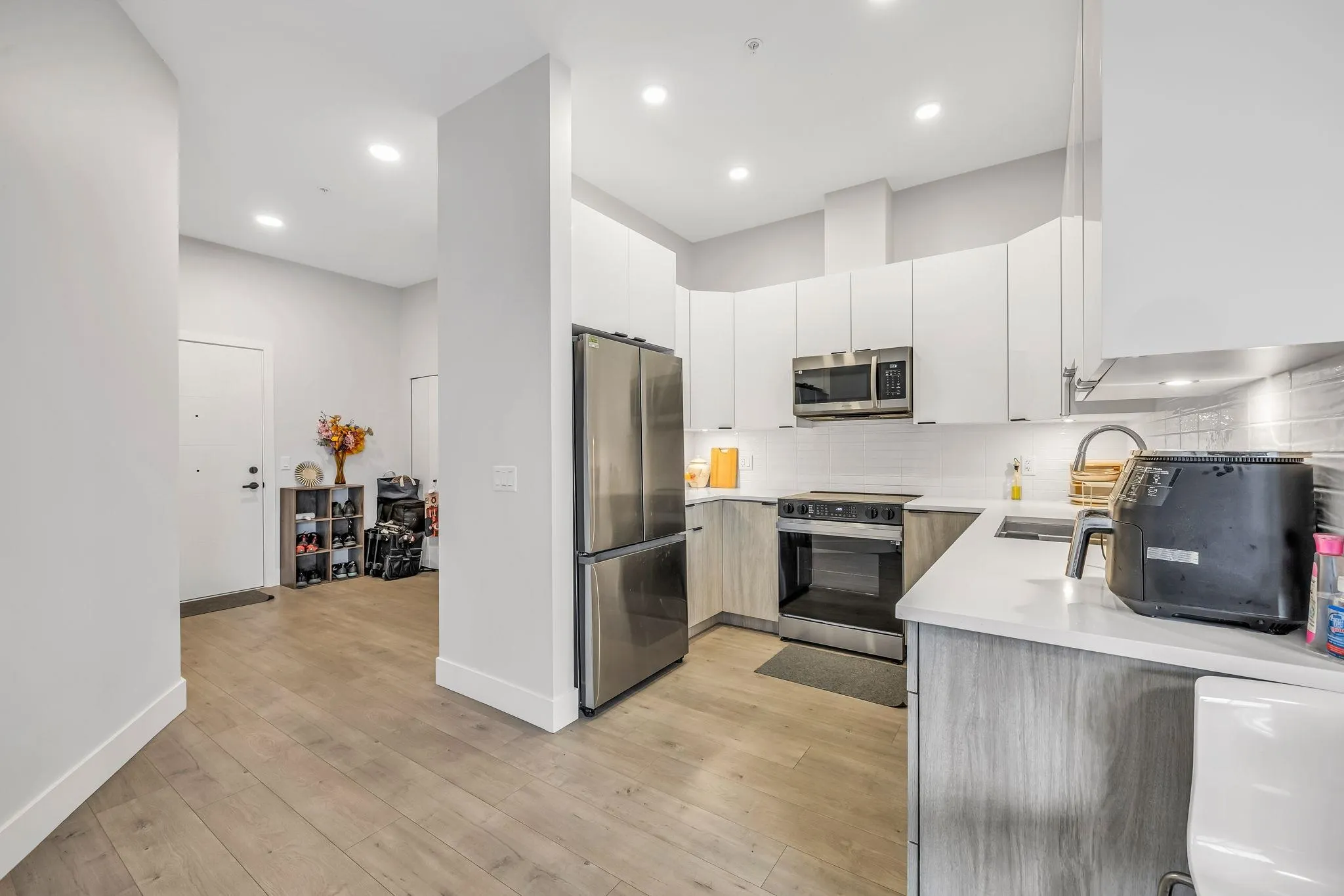 616 20061 Fraser Hwy