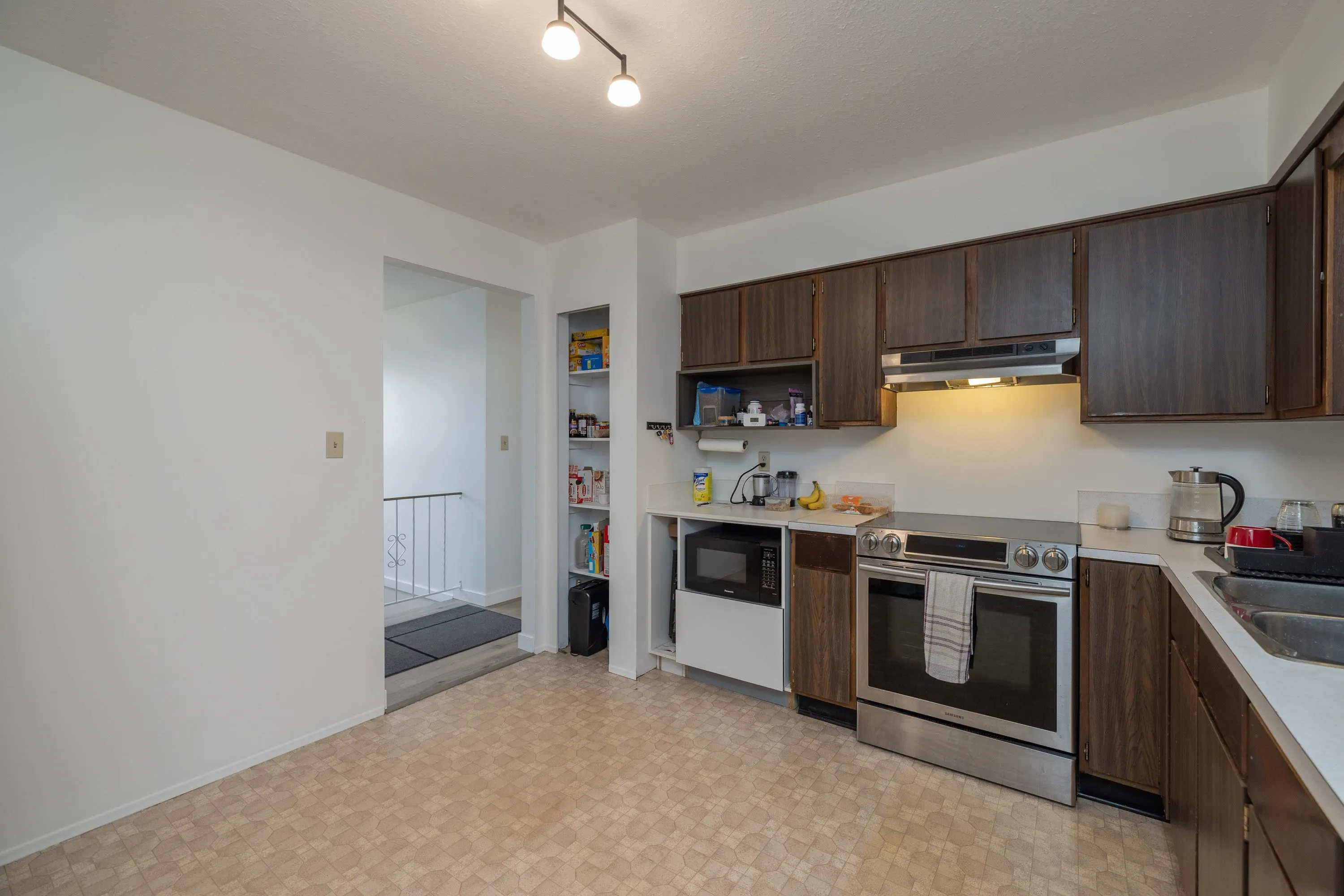 32410 Diamond Avenue