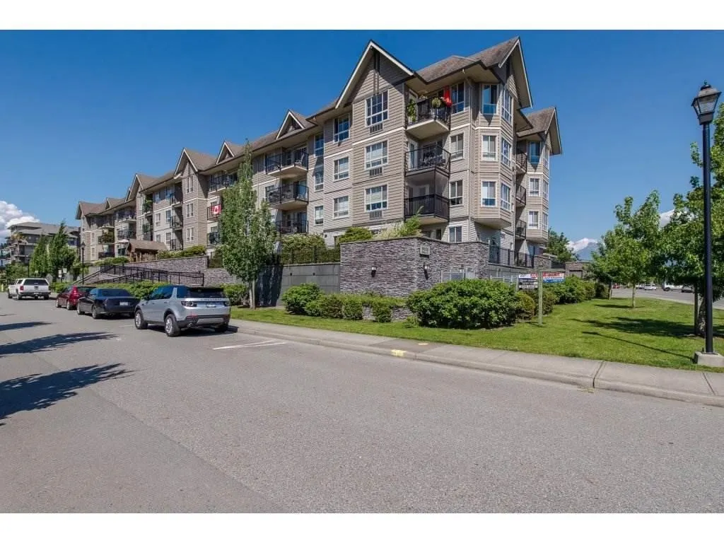 310 9000 Birch Street