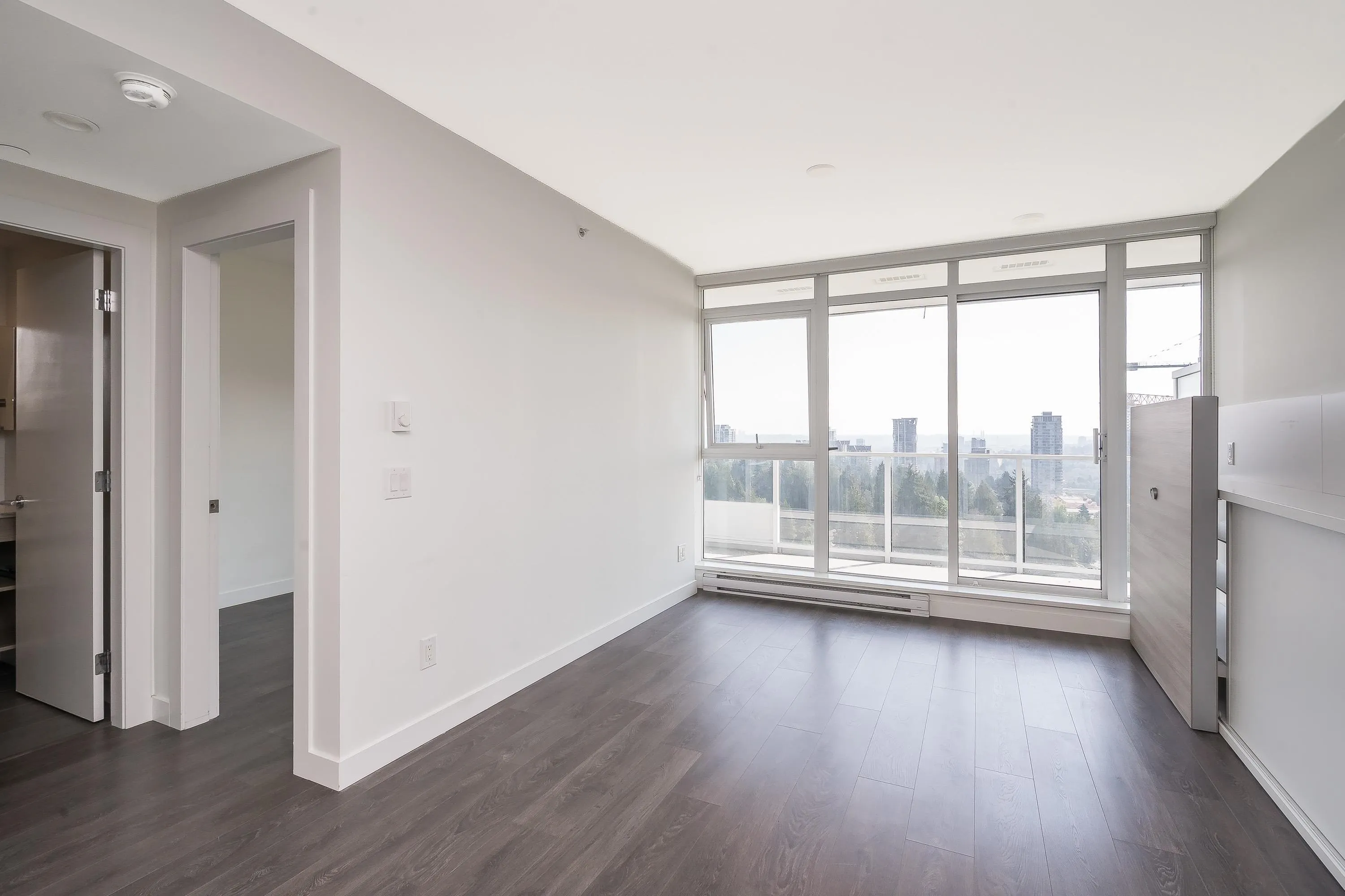 1405 657 Whiting Way